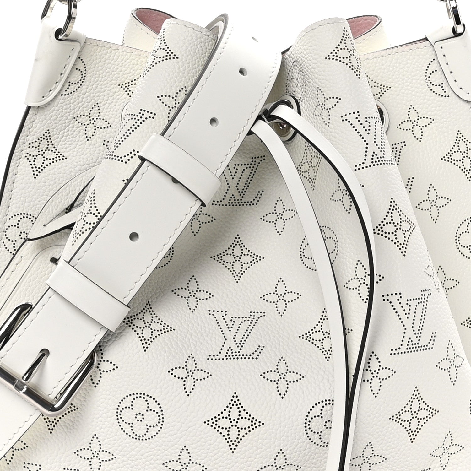 Louis Vuitton LOUIS VUITTON Mahina Muria Snow White 7 of 9