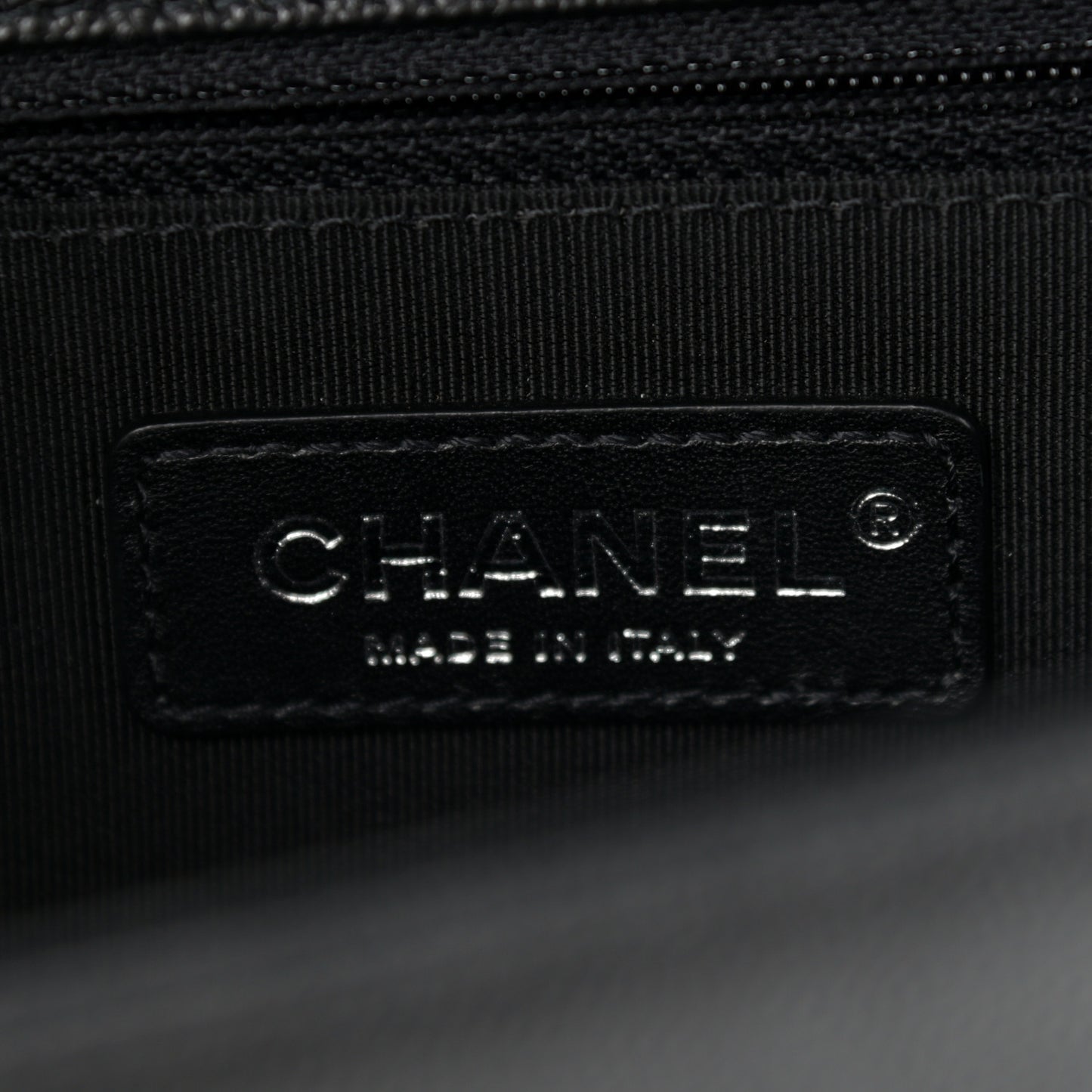 Caviar Quilted Large Boy Flap Black