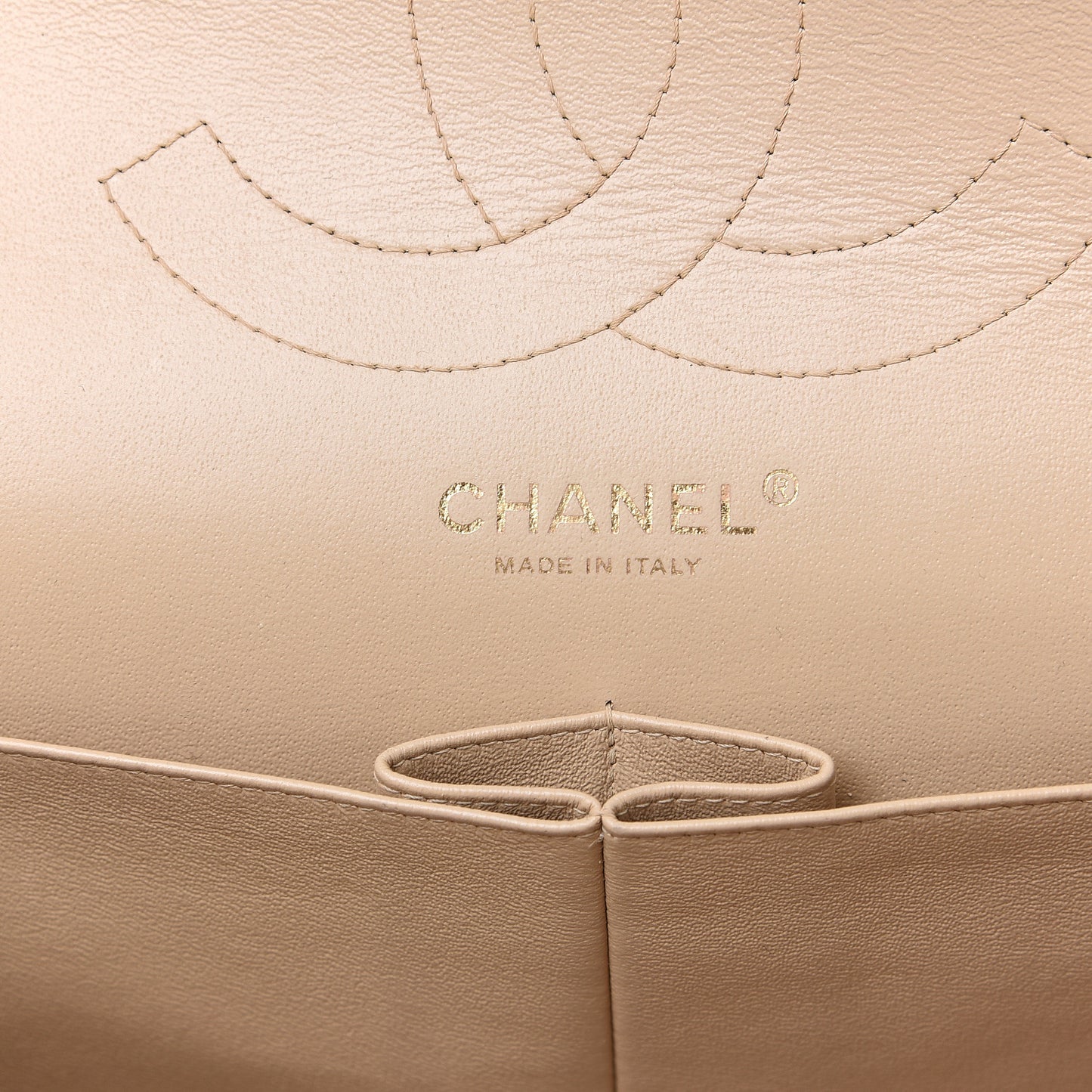 Caviar Quilted Jumbo Double Flap Beige Clair