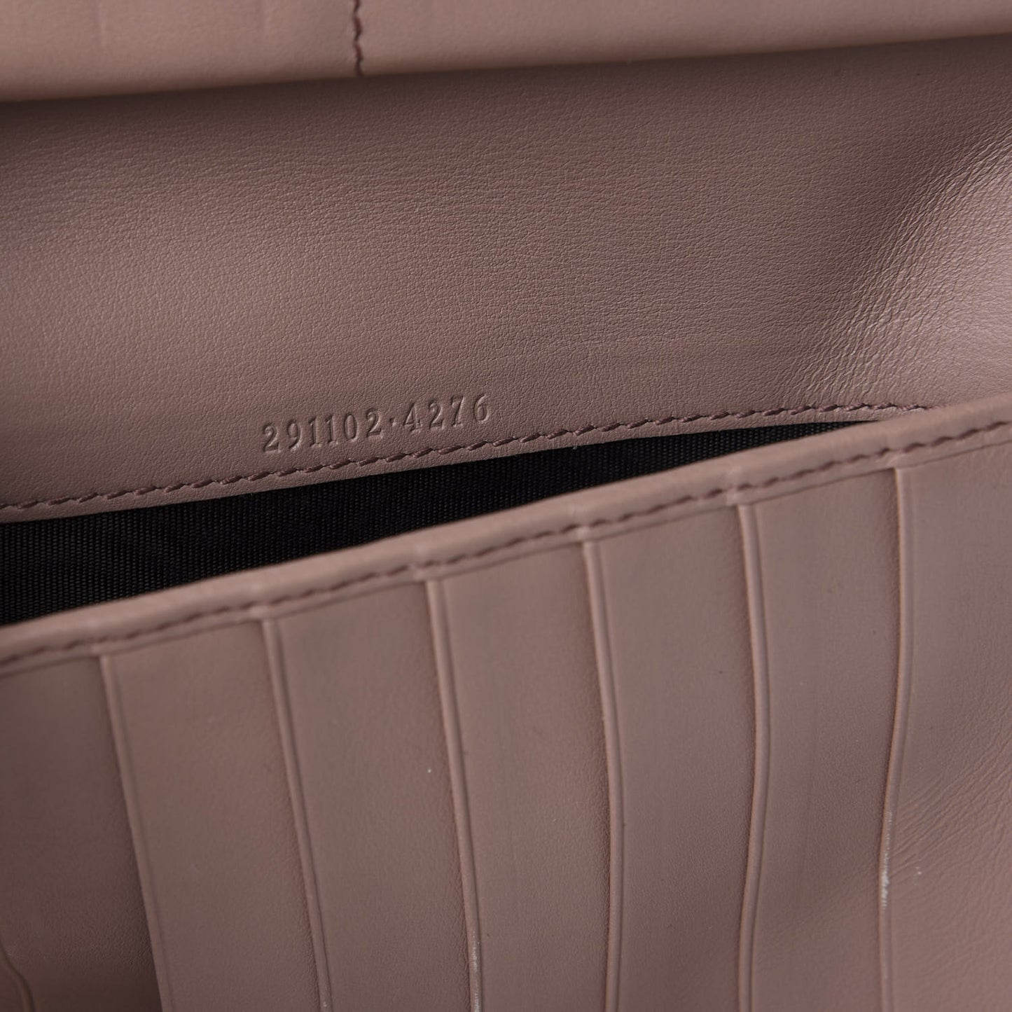 Patent Soho Zip Around Wallet Dark Cipria