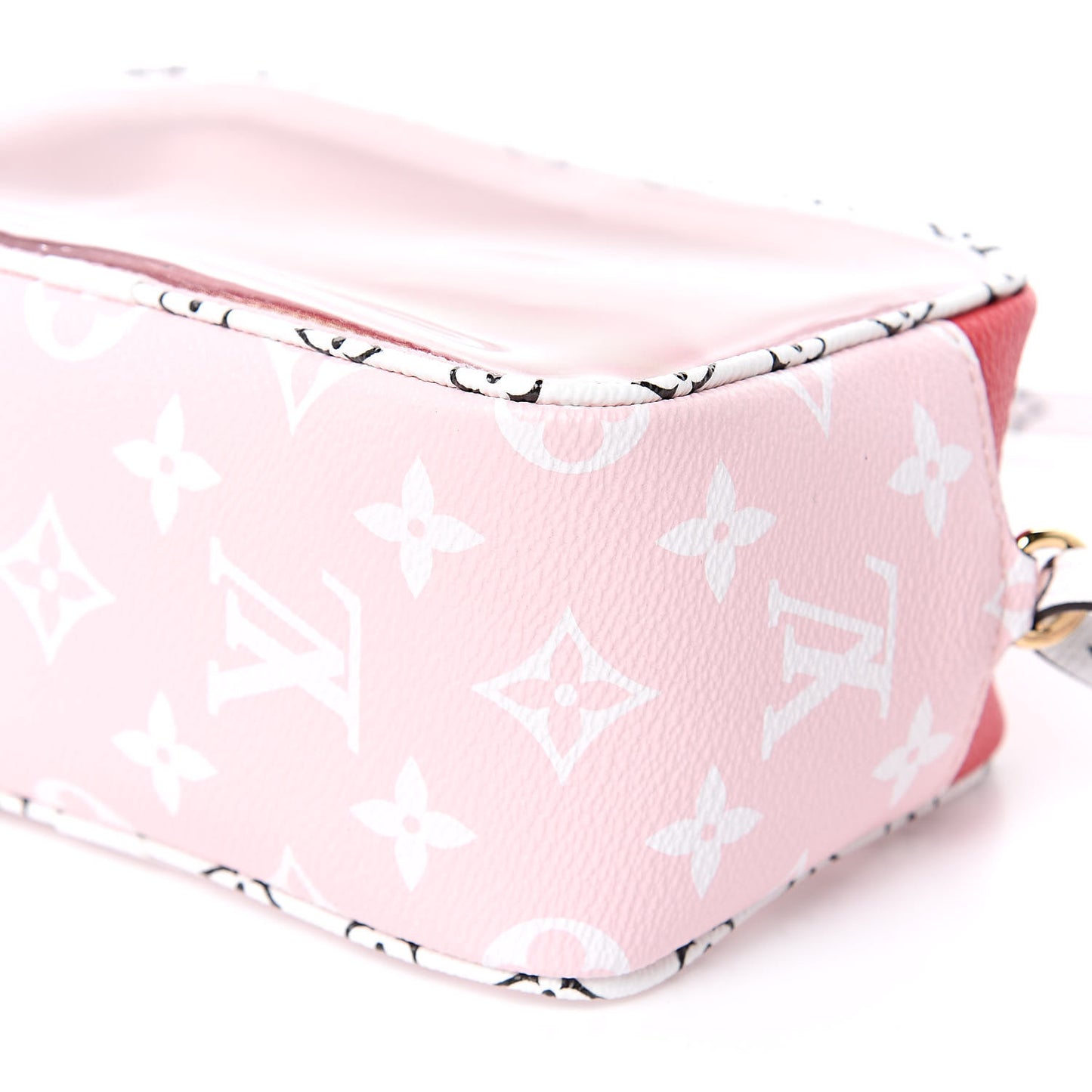 Monogram Giant Beach Pouch Rouge