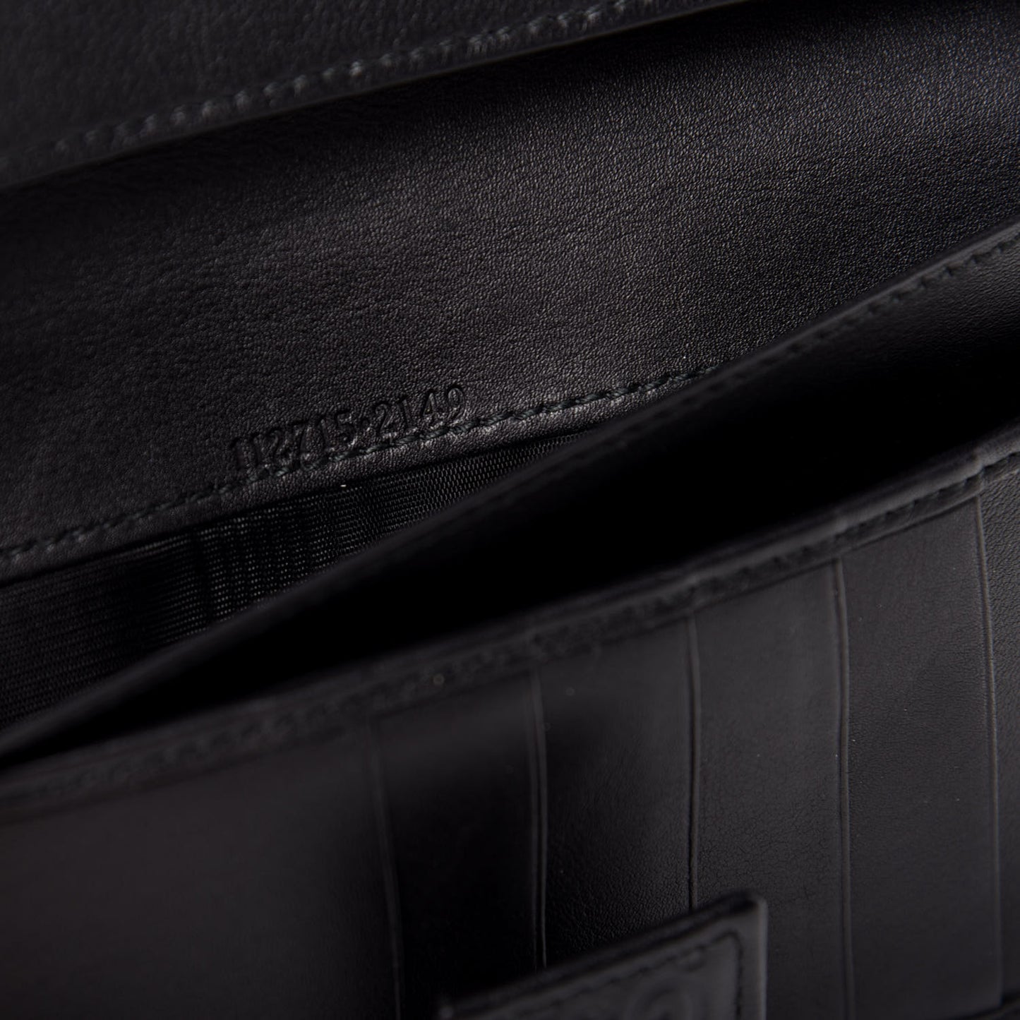 Guccissima Margaux Calfskin Metal Bar Continental Flap Wallet Black