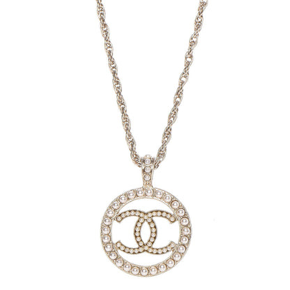 Chanel Pearl CC Medallion Necklace Gold 1 of 6