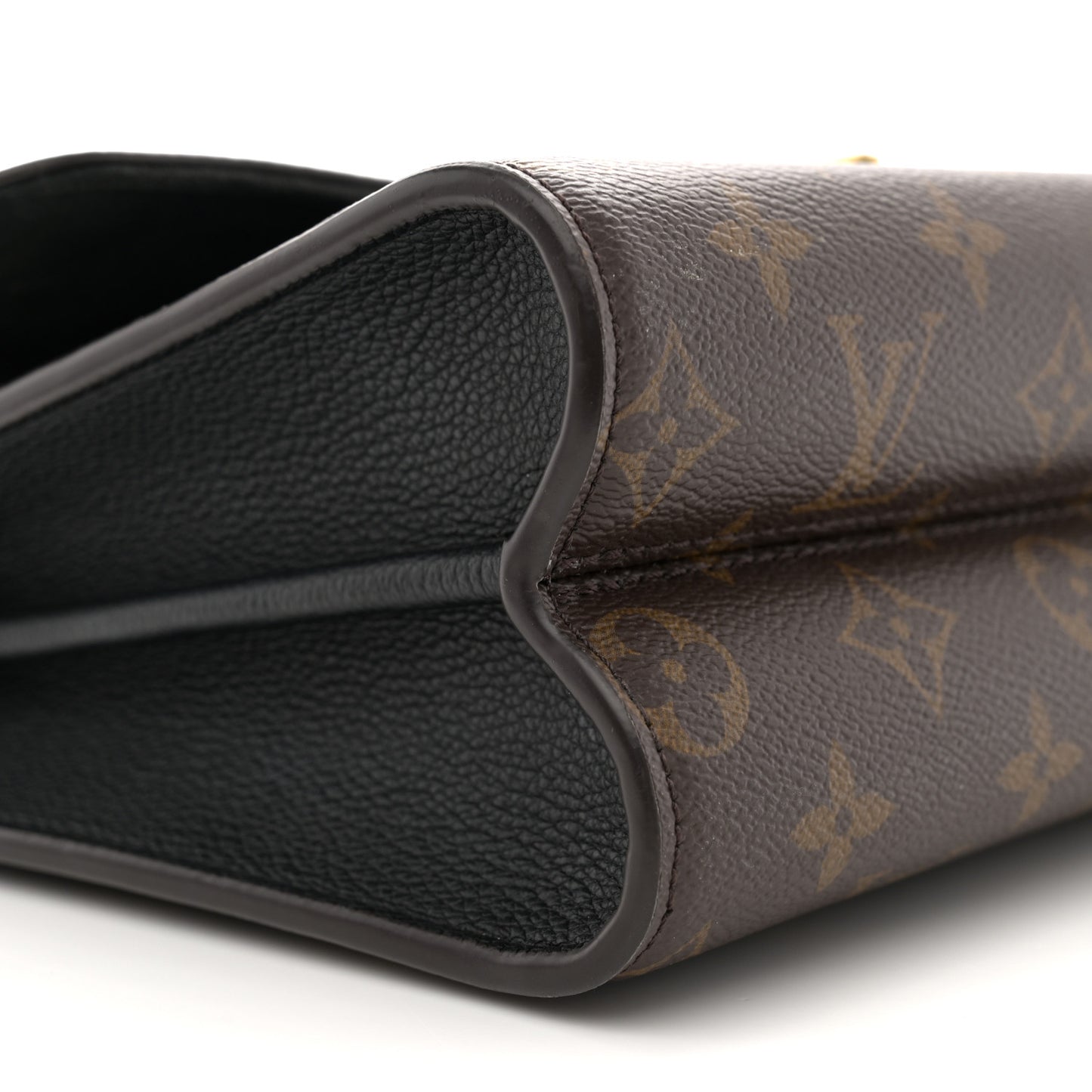 Monogram Victoire Black