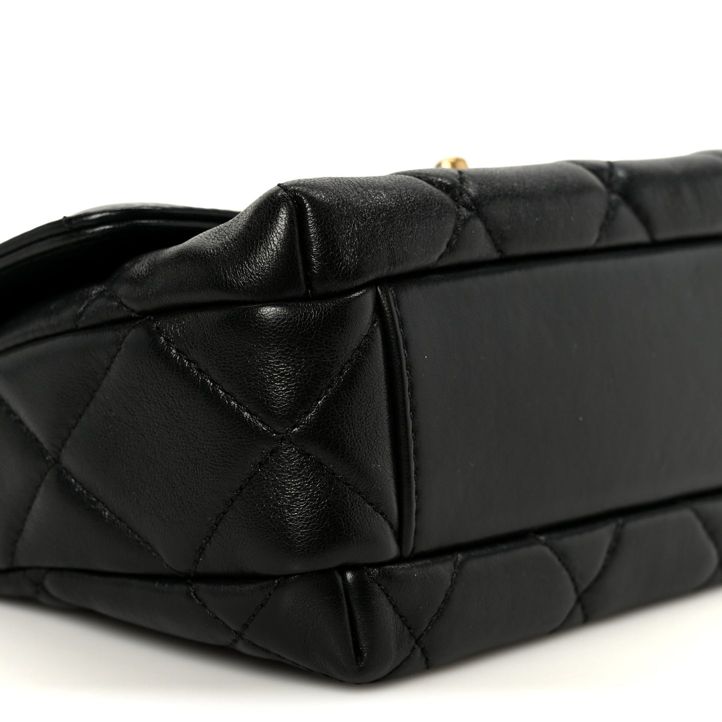 Shiny Lambskin Quilted Mini Pearl Logo Flap Black