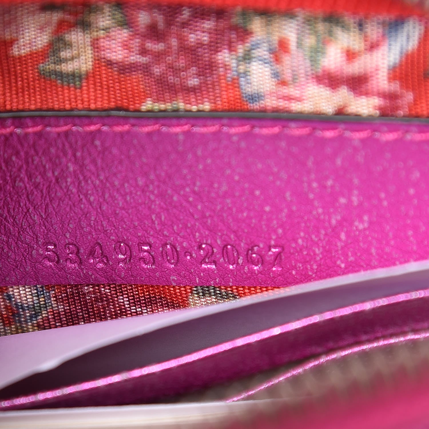 Gucci Laminated Nappa Trapuntata Mini Zumi Shoulder Bag Fuxia 9 of 9