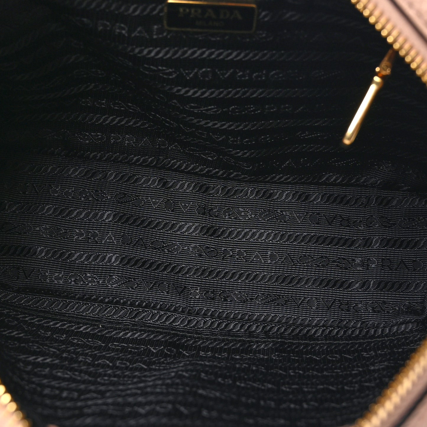Vitello Phenix Camera Bag Cipria