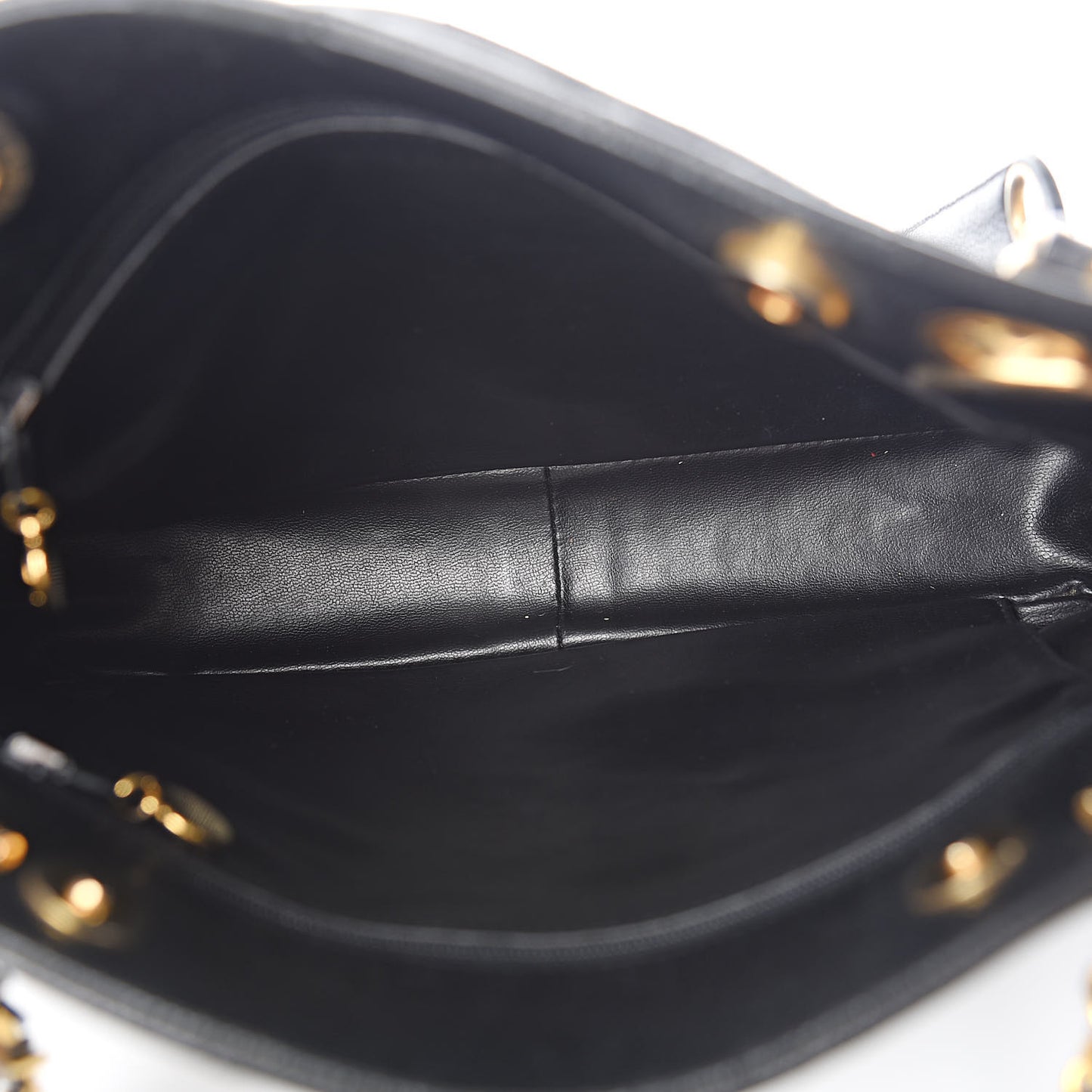 Caviar Quilted Shoulder Bag Black