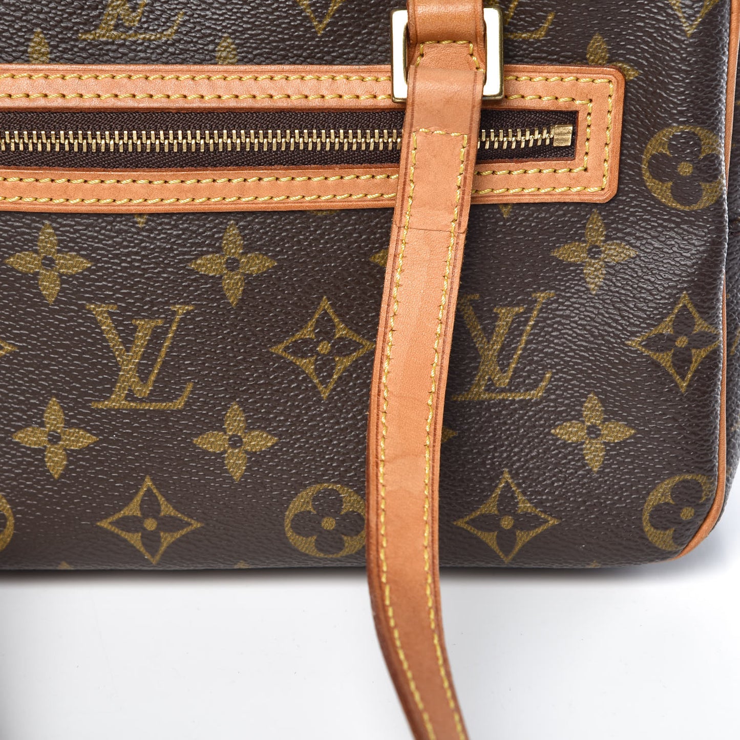 Monogram Cite MM