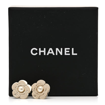 Chanel Pearl CC Camellia Earrings Gold 5 of 5