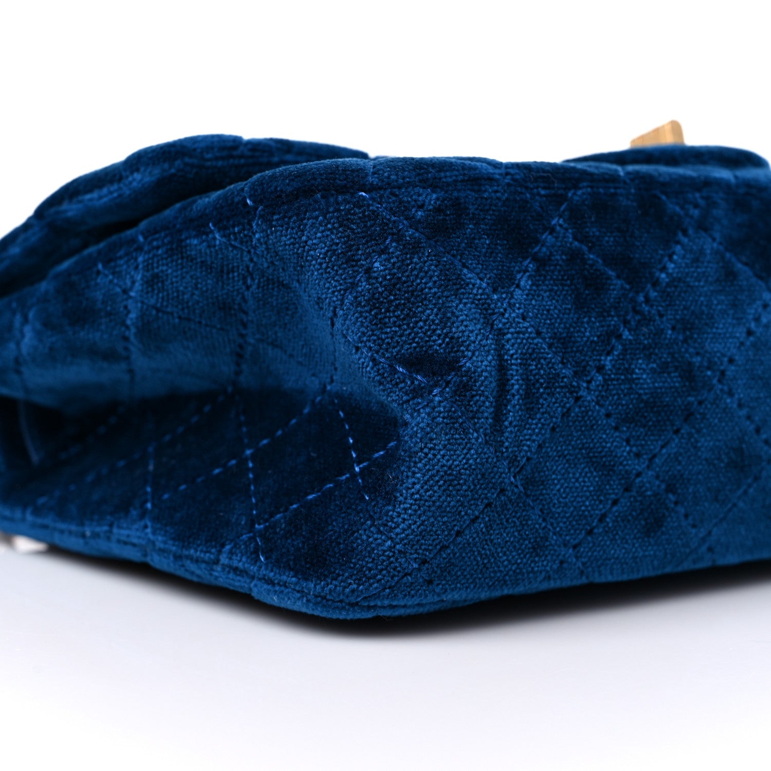 Chanel Velvet Quilted 2.55 Reissue 225 Flap Blue 8 of 10