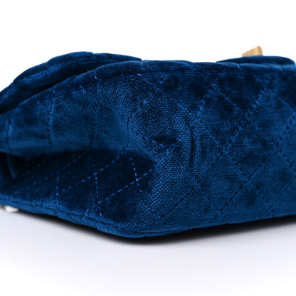 Chanel Velvet Quilted 2.55 Reissue 225 Flap Blue 8 of 10