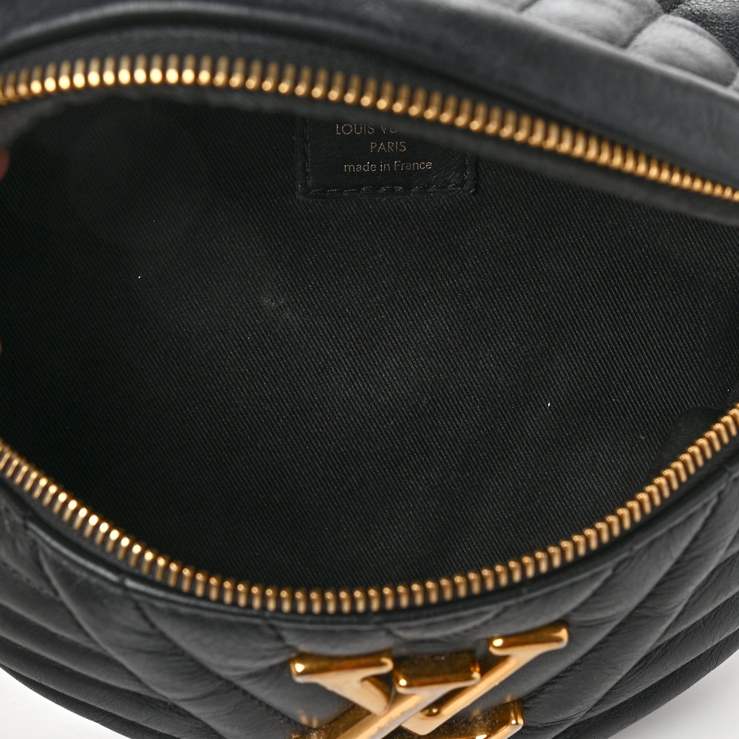Louis Vuitton Calfskin Quilted New Wave Bumbag Black 5 of 8