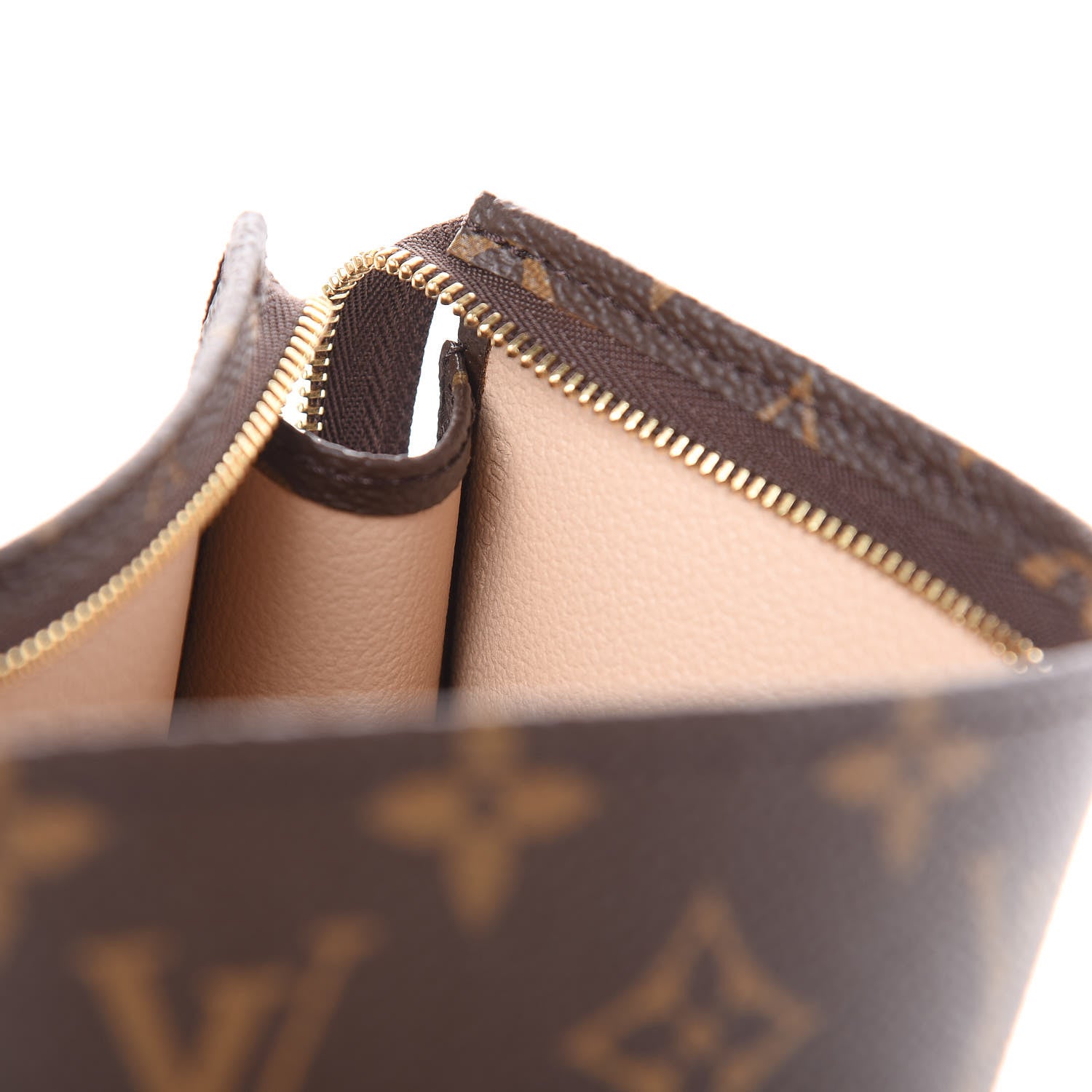 Louis Vuitton Monogram Toiletry Pouch 26 6 of 9