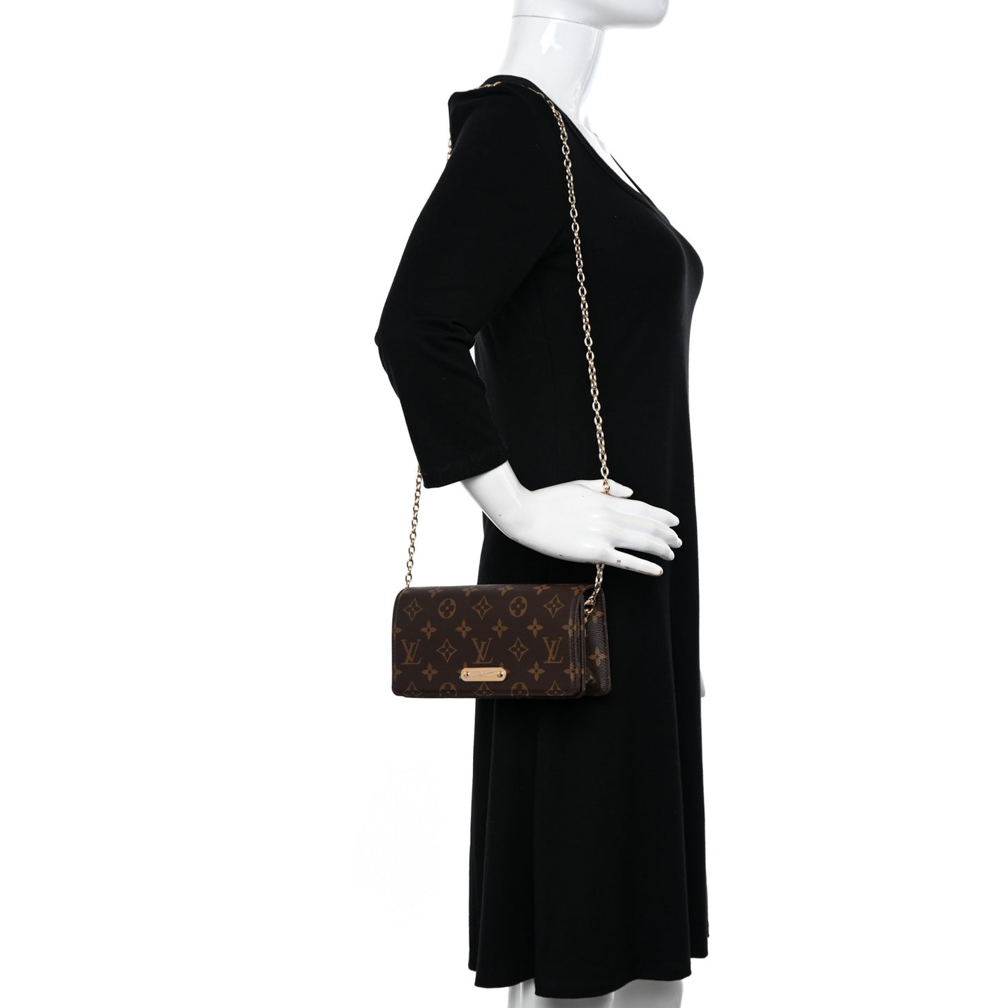 Monogram Lily Wallet On Chain