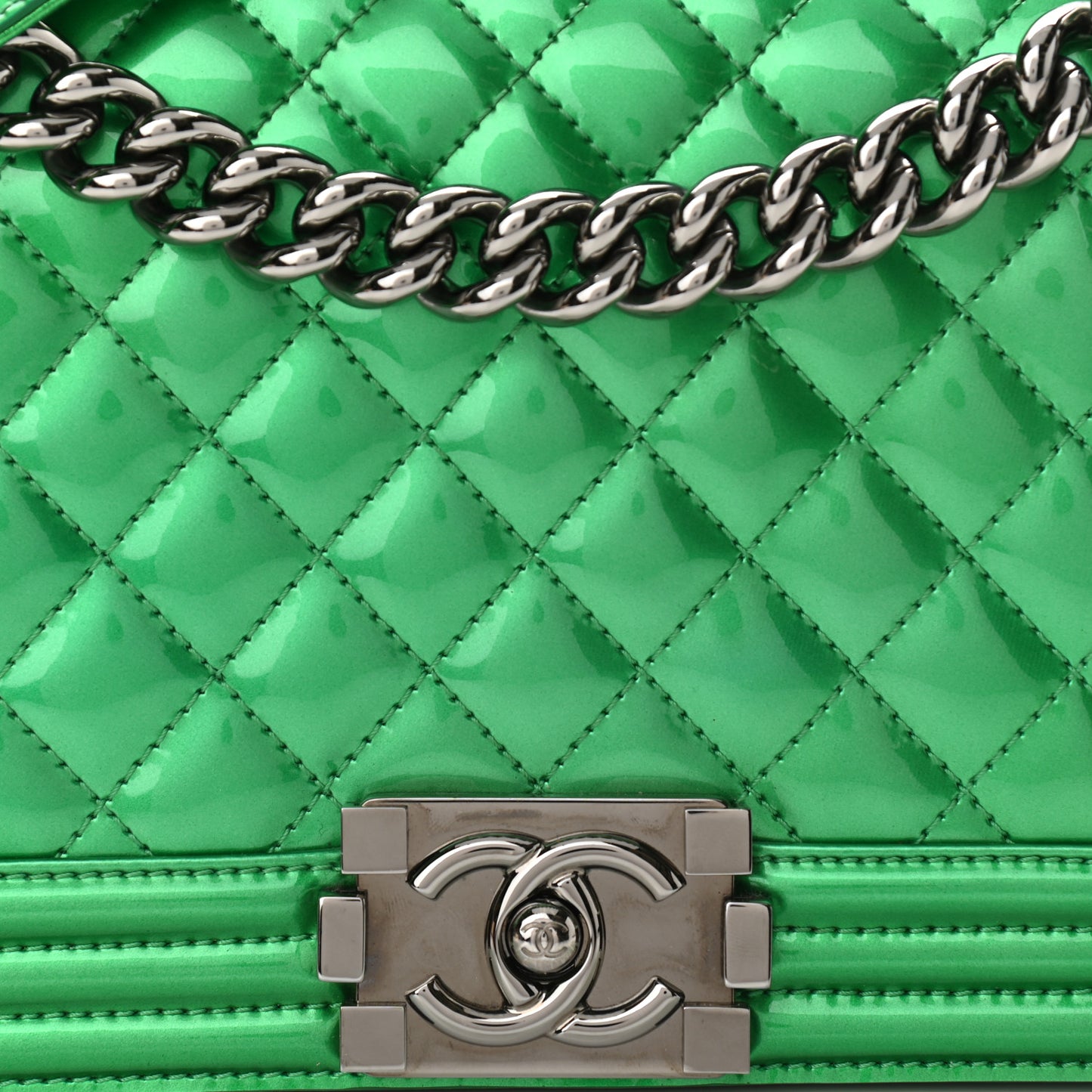 Metallic Patent Calfskin Quilted Medium Boy Flap Green