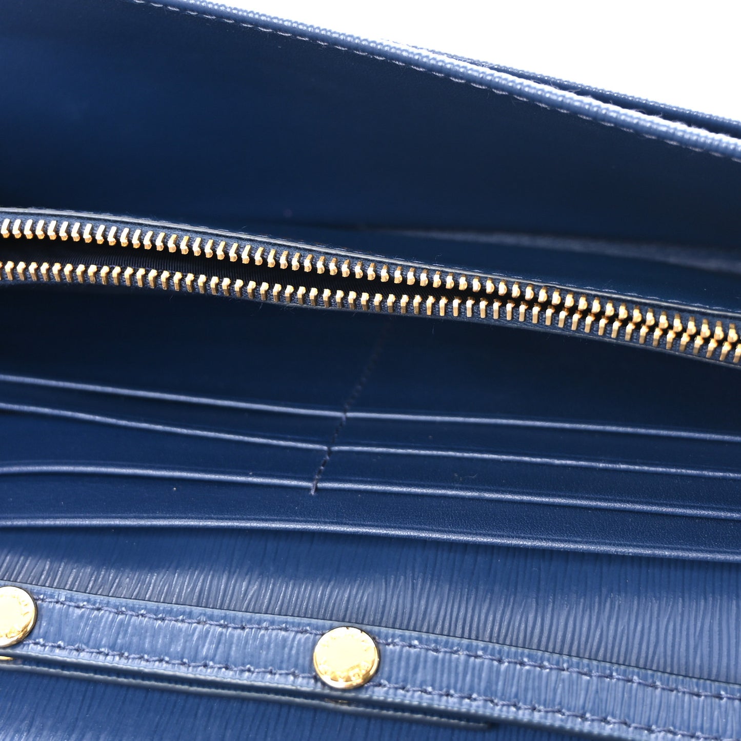 Vitello Move Metal Oro Chain Wallet Bluette