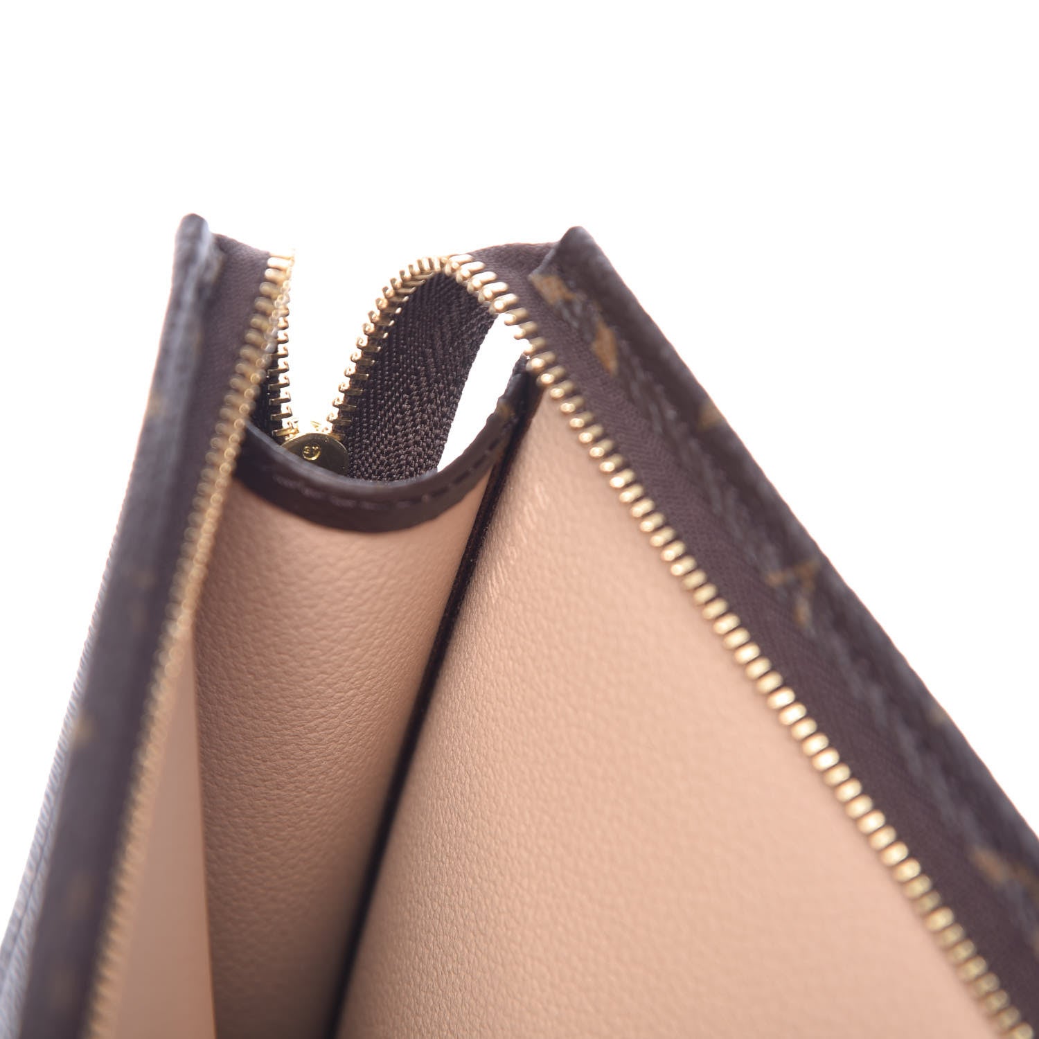 Louis Vuitton Monogram Toiletry Pouch 26 7 of 9