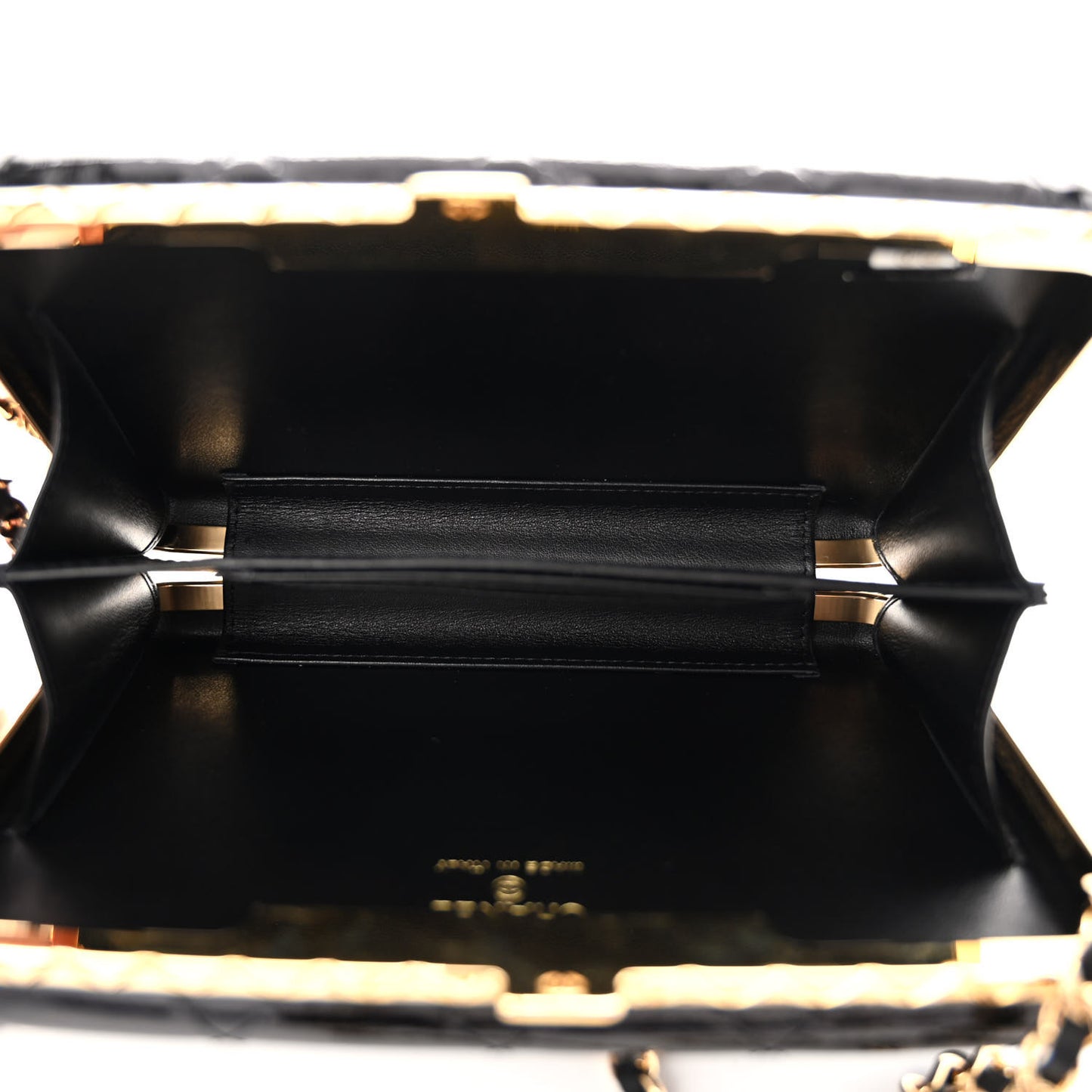 Glazed Goatskin Quilted Box With Chain Black