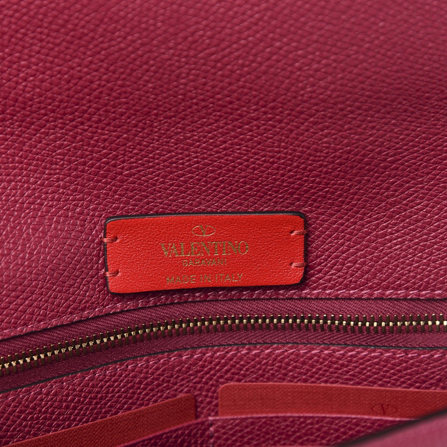Grainy Calfskin VSling Pouch Raspberry