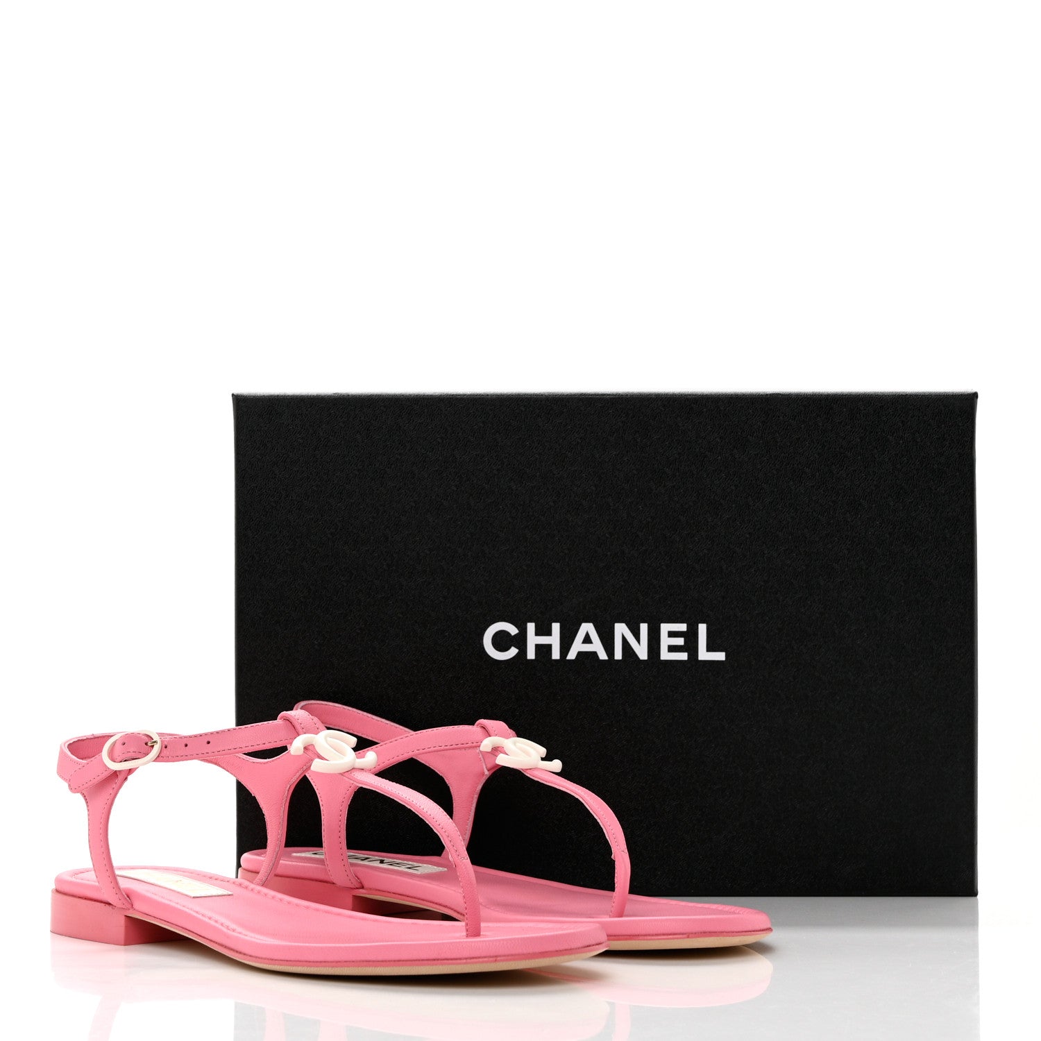 Chanel Lambskin CC Thong Sandals 39.5 Light Pink 1307766