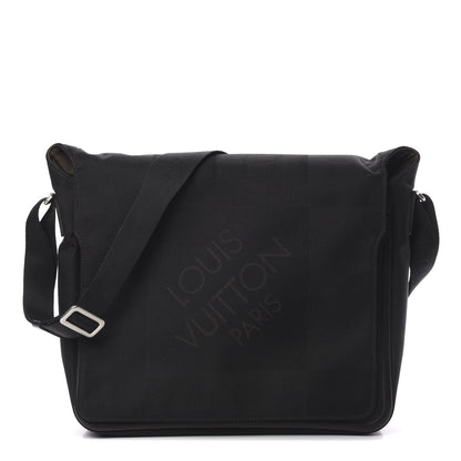 Louis Vuitton Damier Geant Messenger Bag Black 1 of 19