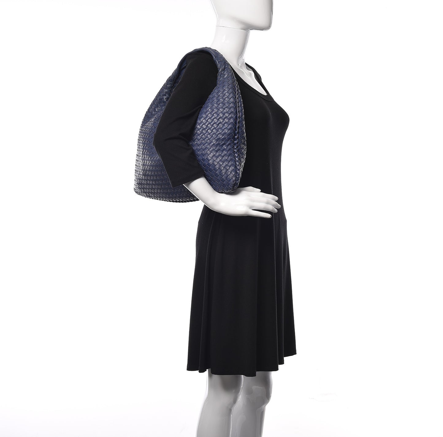 Nappa Intrecciato Large Veneta Hobo Atlantic