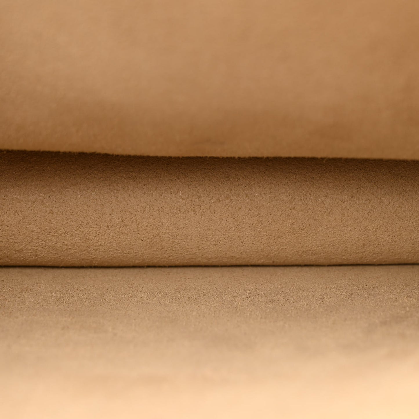 Vitello Liberty Scalloped Studded Kan I Shoulder Bag Plaster