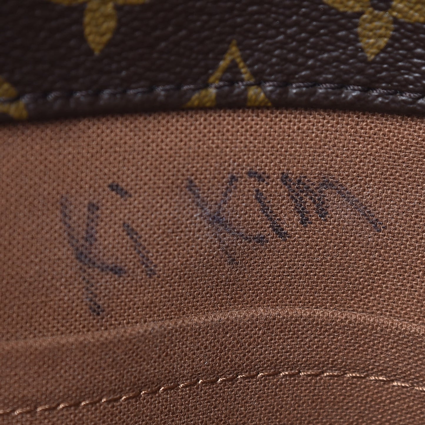 Monogram Sully MM