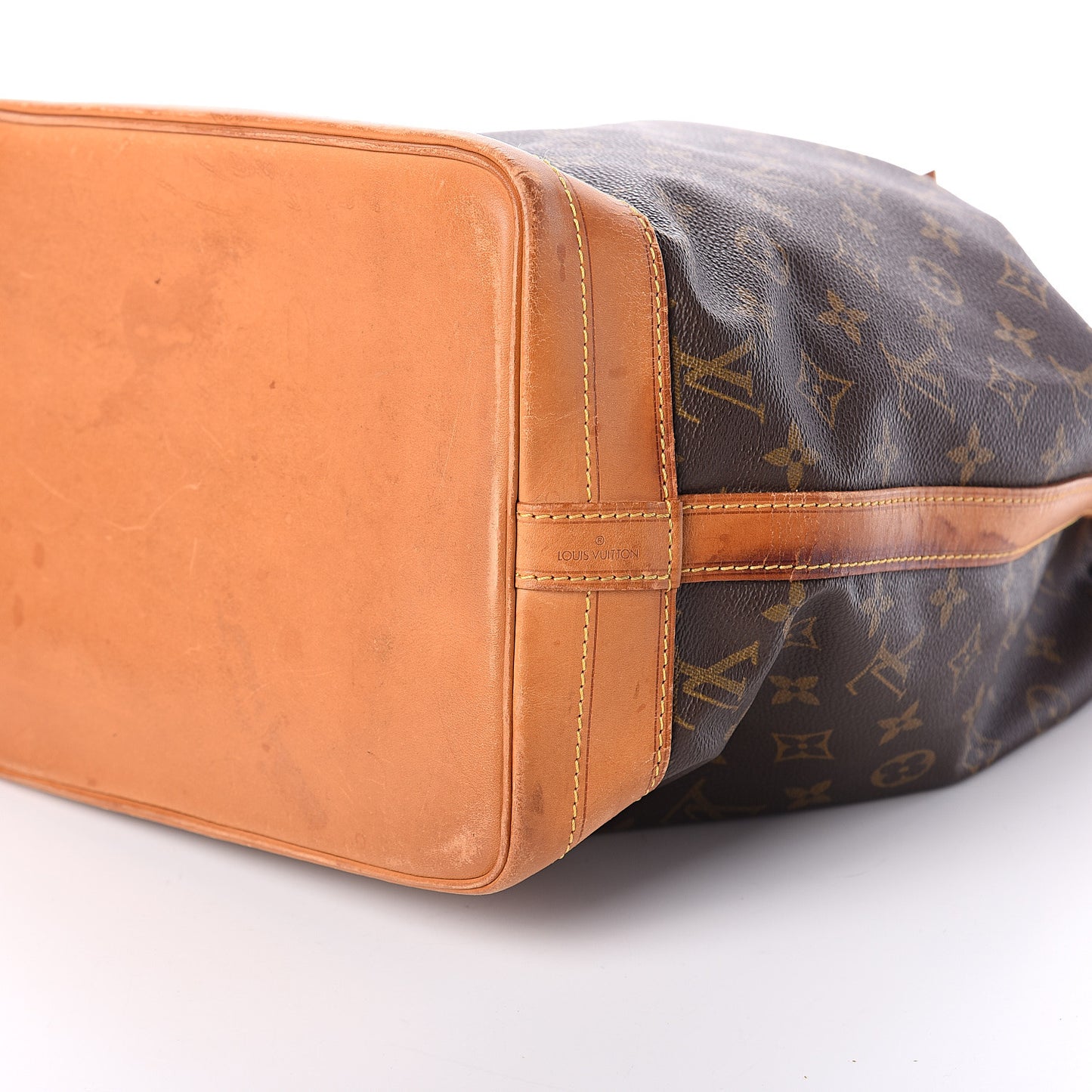 Monogram Noe