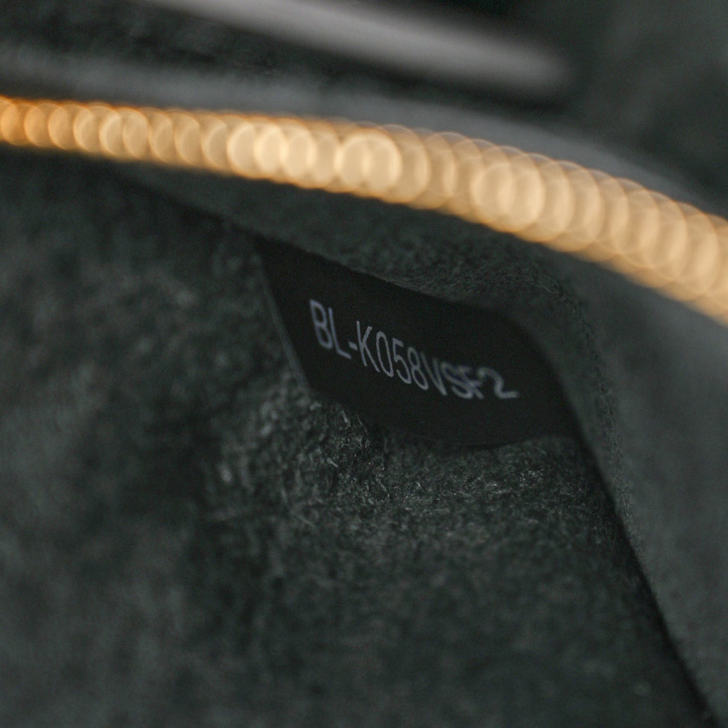 Grained Calfskin Twist Lock My Rockstud Shoulder Bag Black