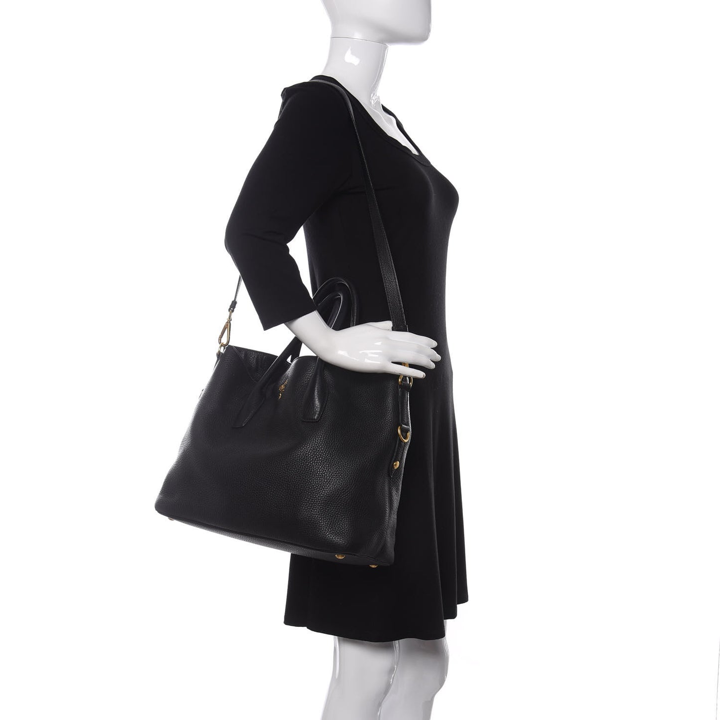 Vitello Daino Tote Black