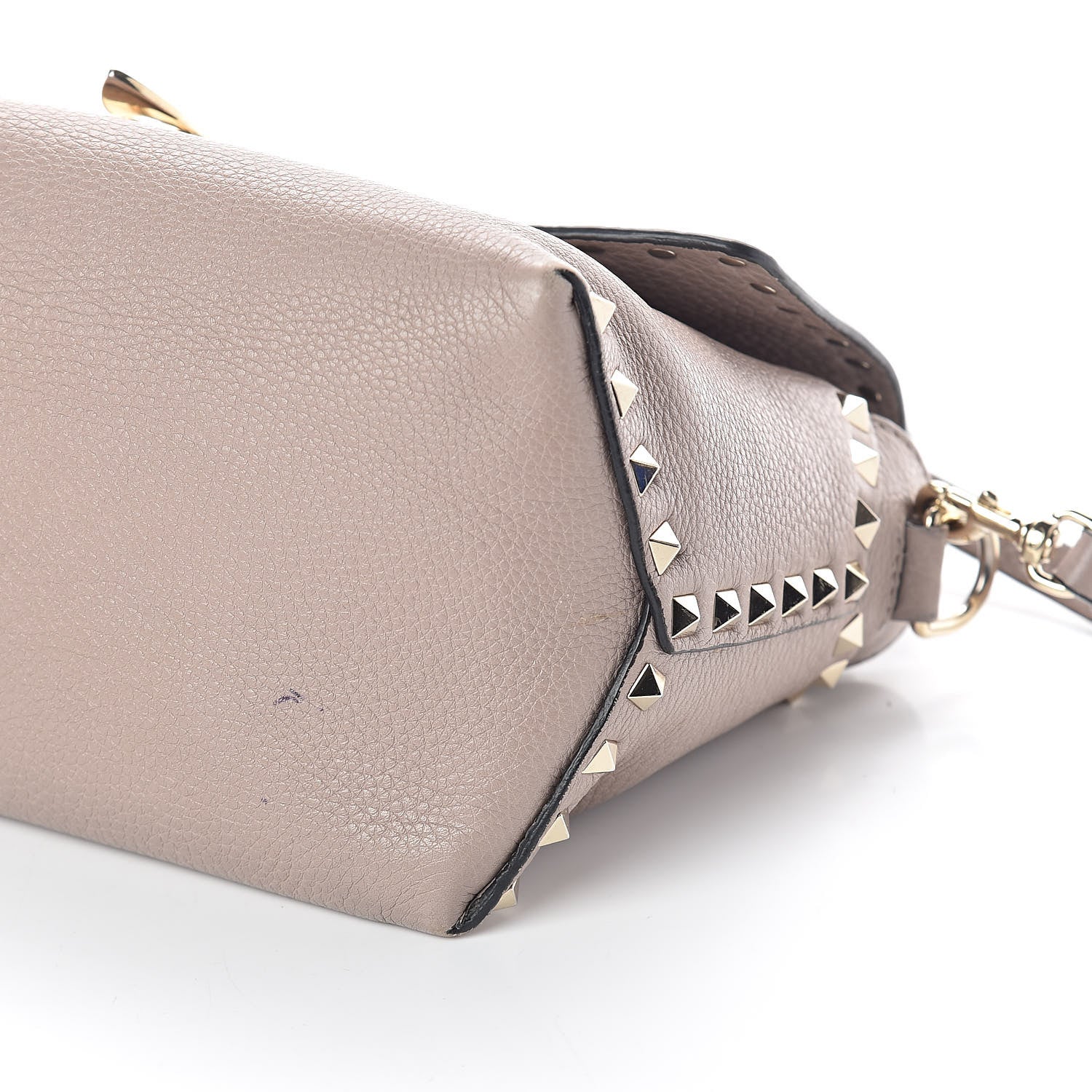 Valentino Garavani Pebbled Calfskin Rockstud Single Handle Flap Bag Poudre 9 of 10