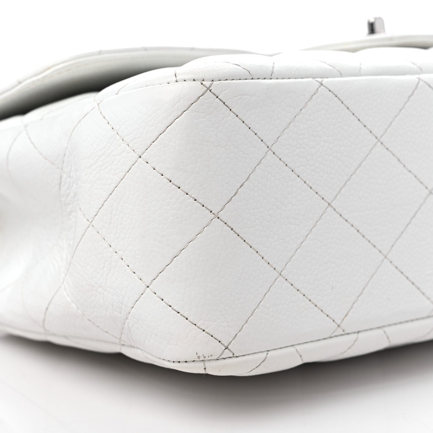 Caviar Quilted Jumbo Single Flap White
