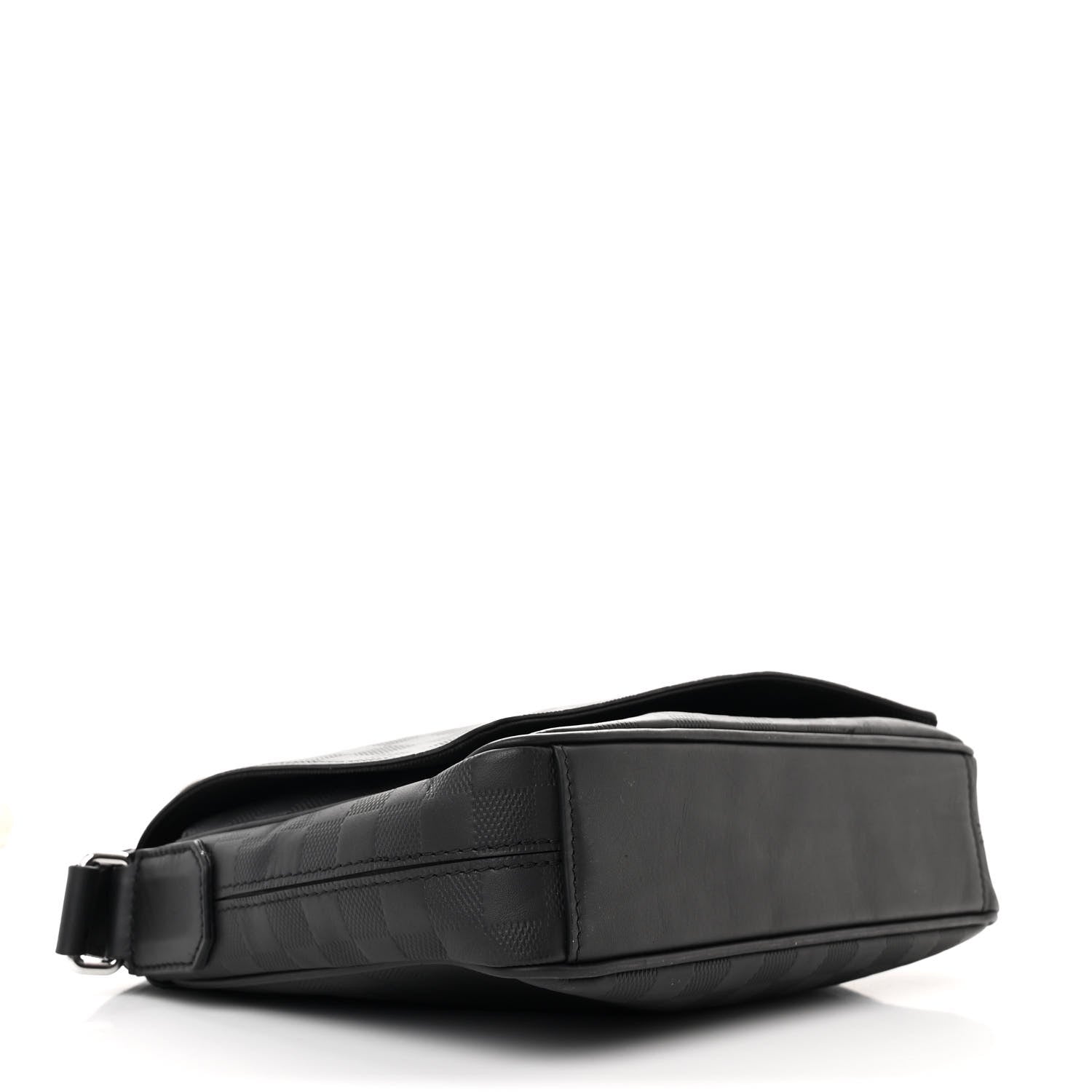 Louis Vuitton Damier Infini District PM Onyx 4 of 9