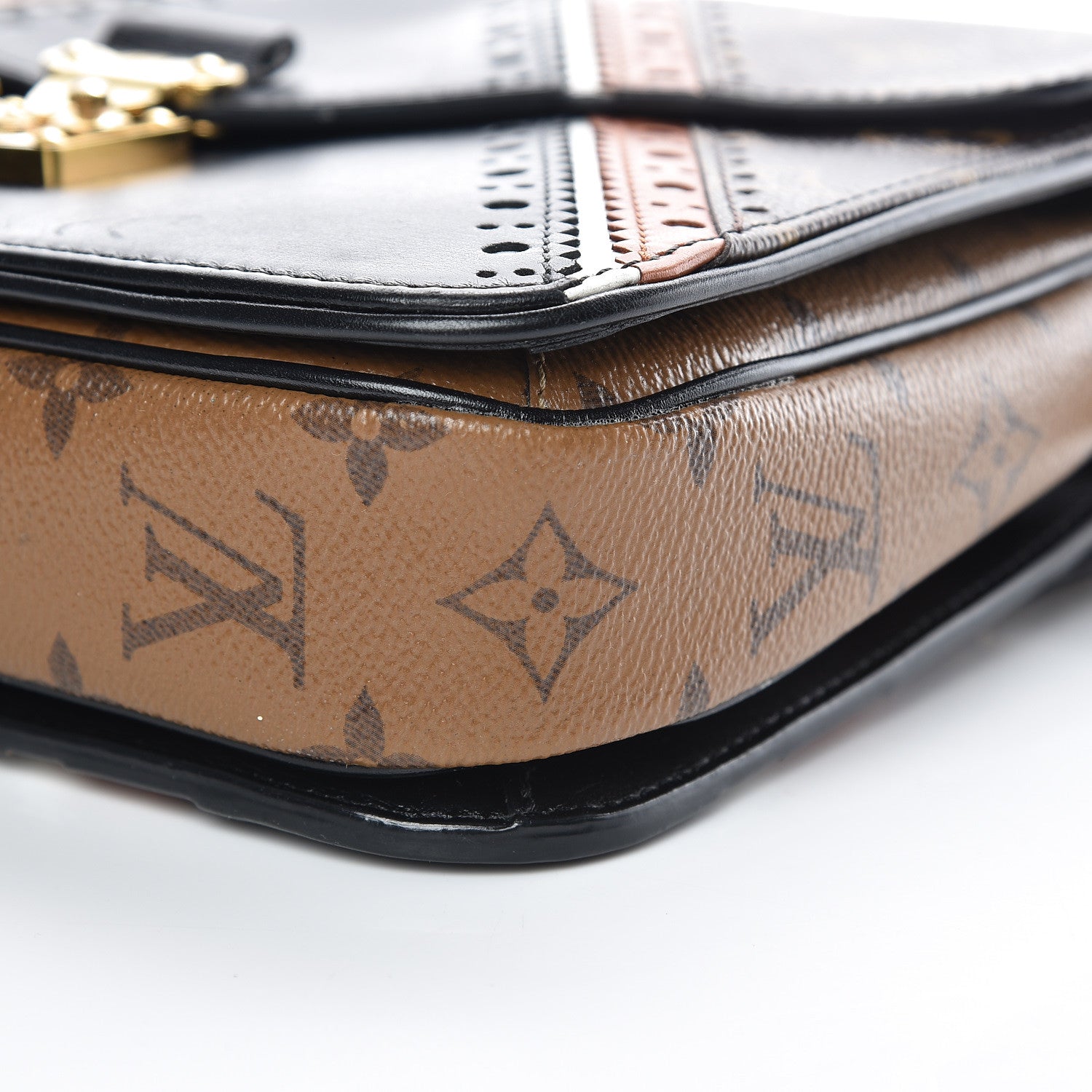 Louis Vuitton Monogram Pochette Metis MM 6 of 17