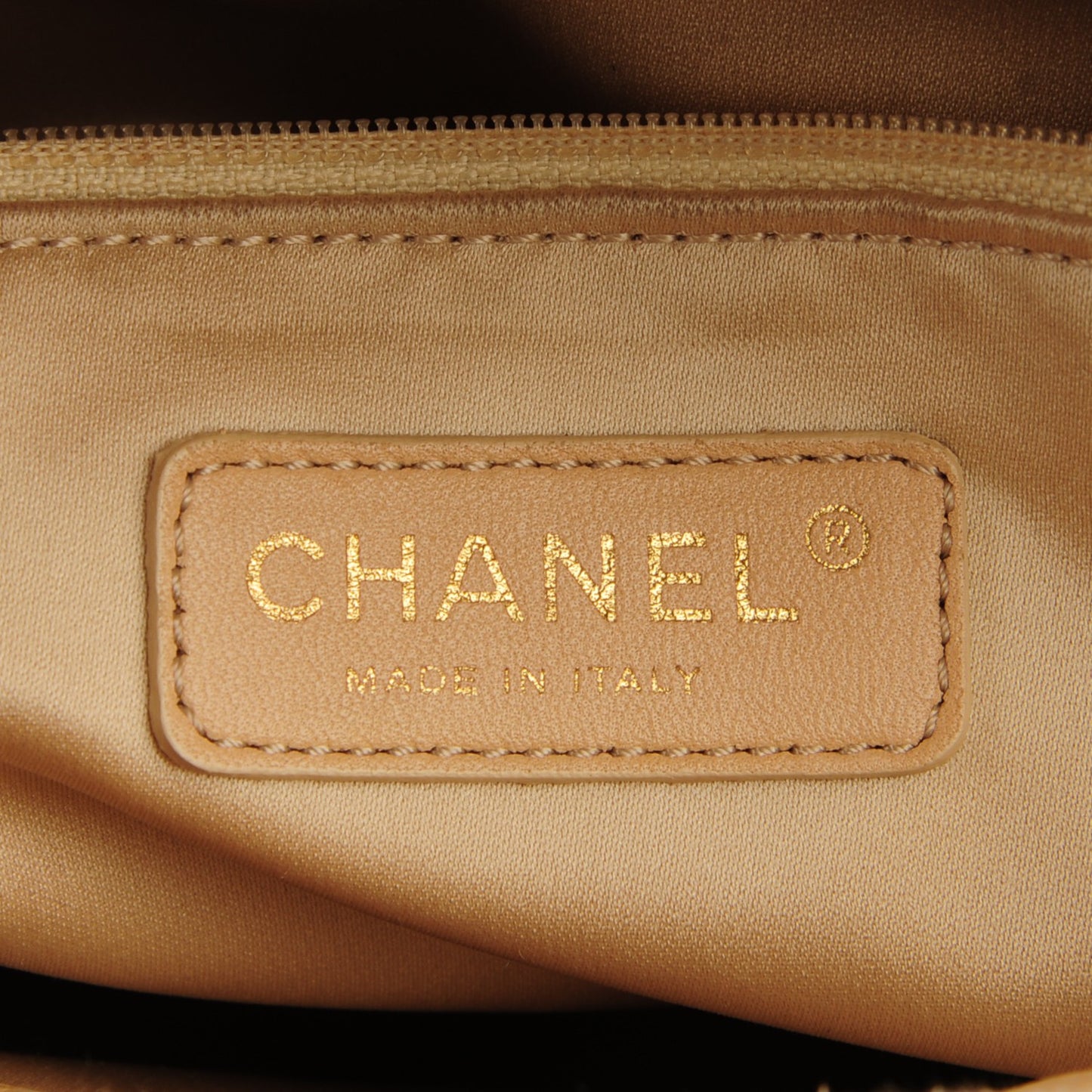 Caviar Quilted Grand Shopping Tote GST Beige Clair