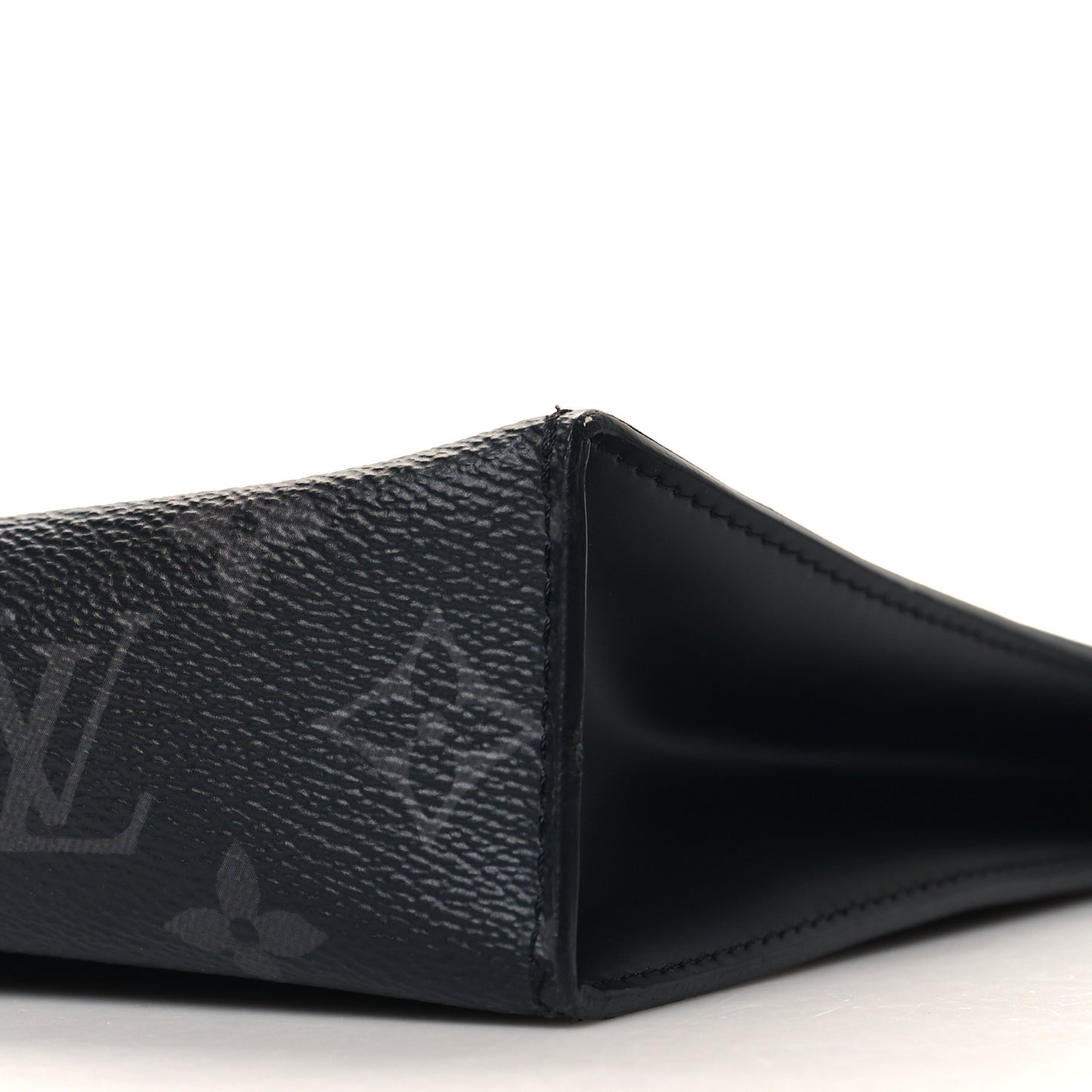 Monogram Eclipse Pochette Voyage MM