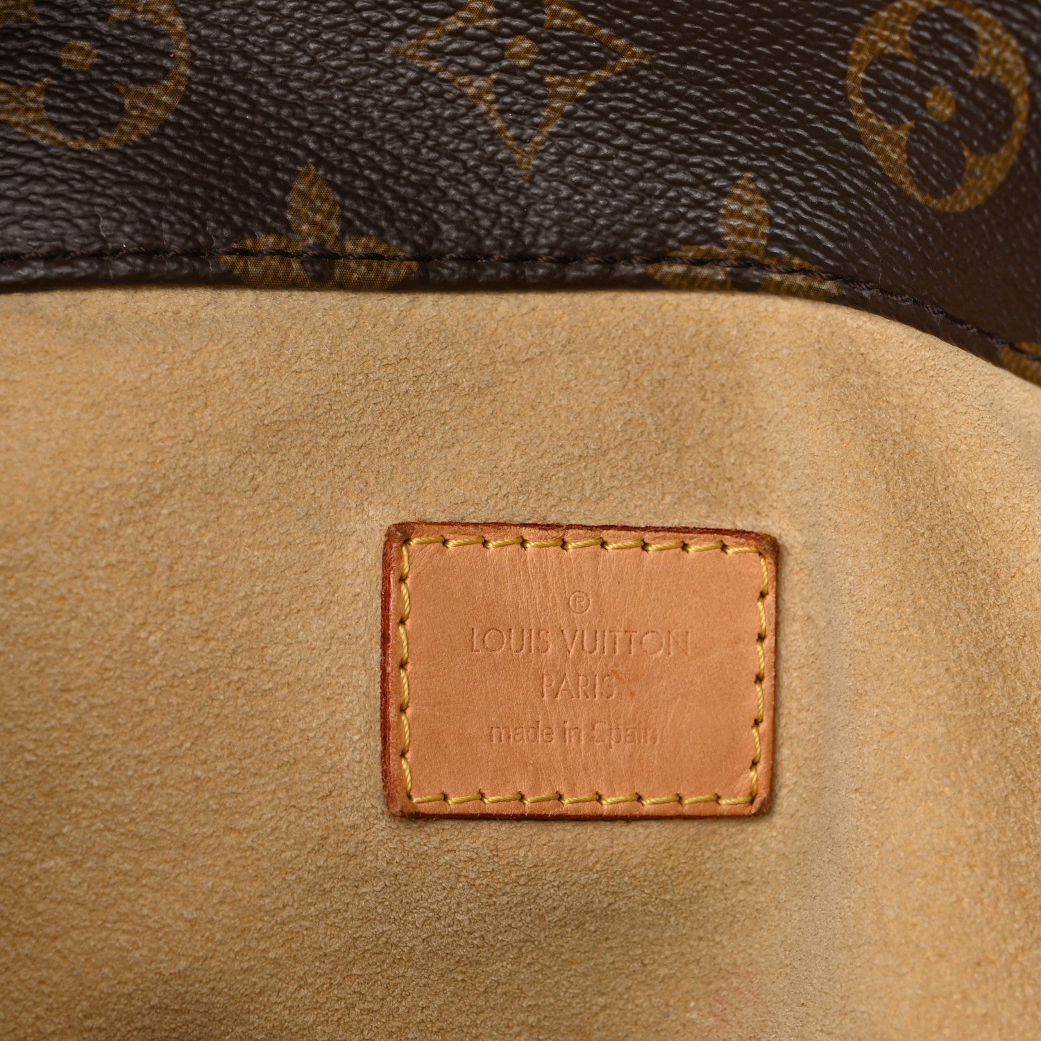 Louis Vuitton Monogram Artsy GM 6 of 11