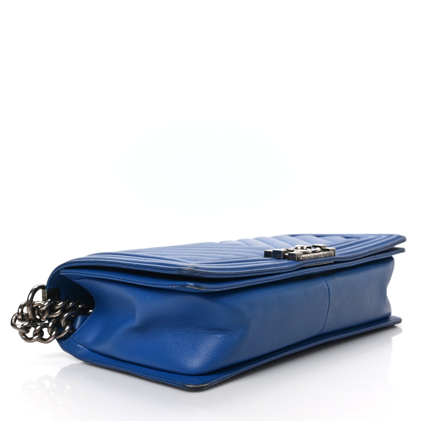 Lambskin Chevron Quilted New Medium Boy Flap Blue