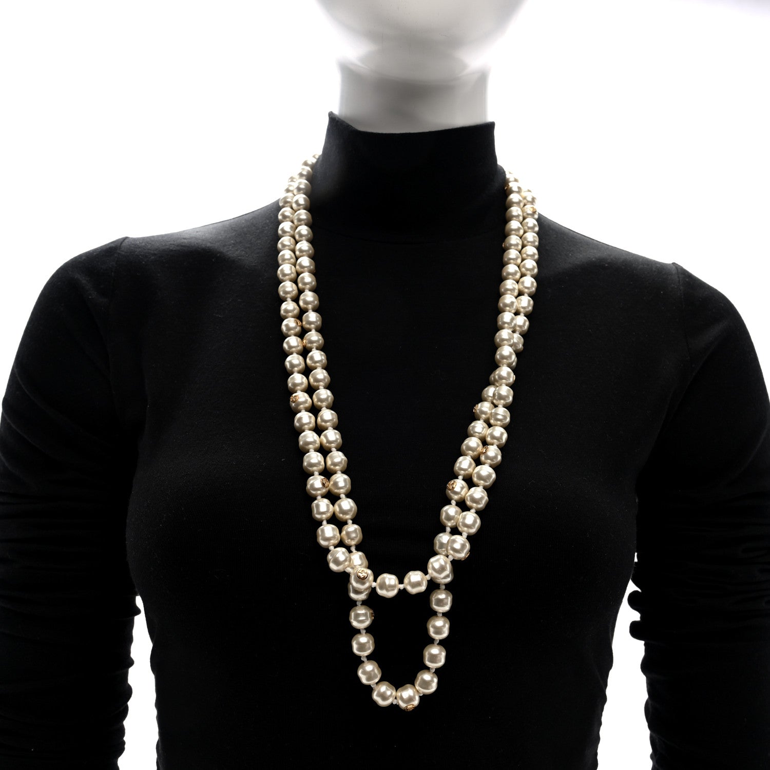 Gucci Pearl Ribbon Feline Strand Necklace 2 of 3