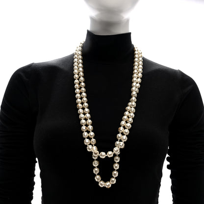 Gucci Pearl Ribbon Feline Strand Necklace 2 of 3