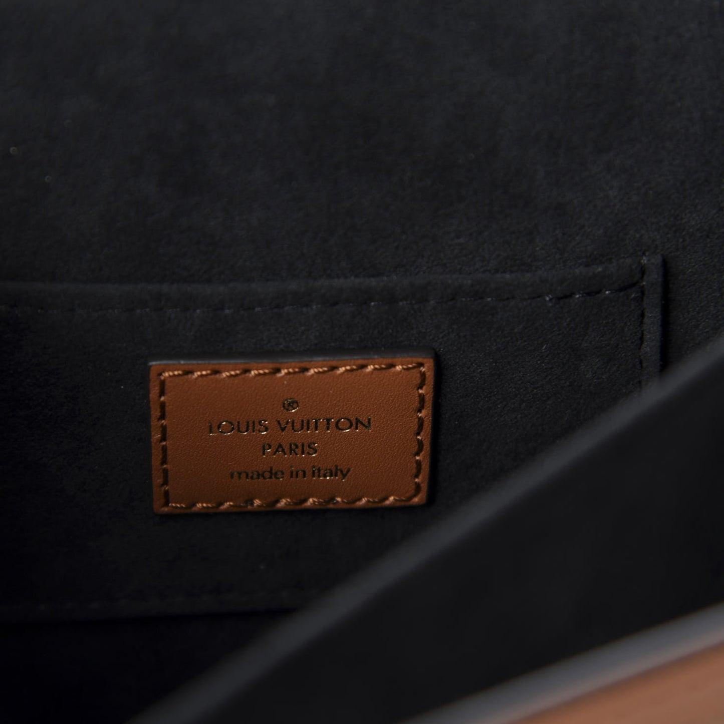 Reverse Monogram Dauphine Mini