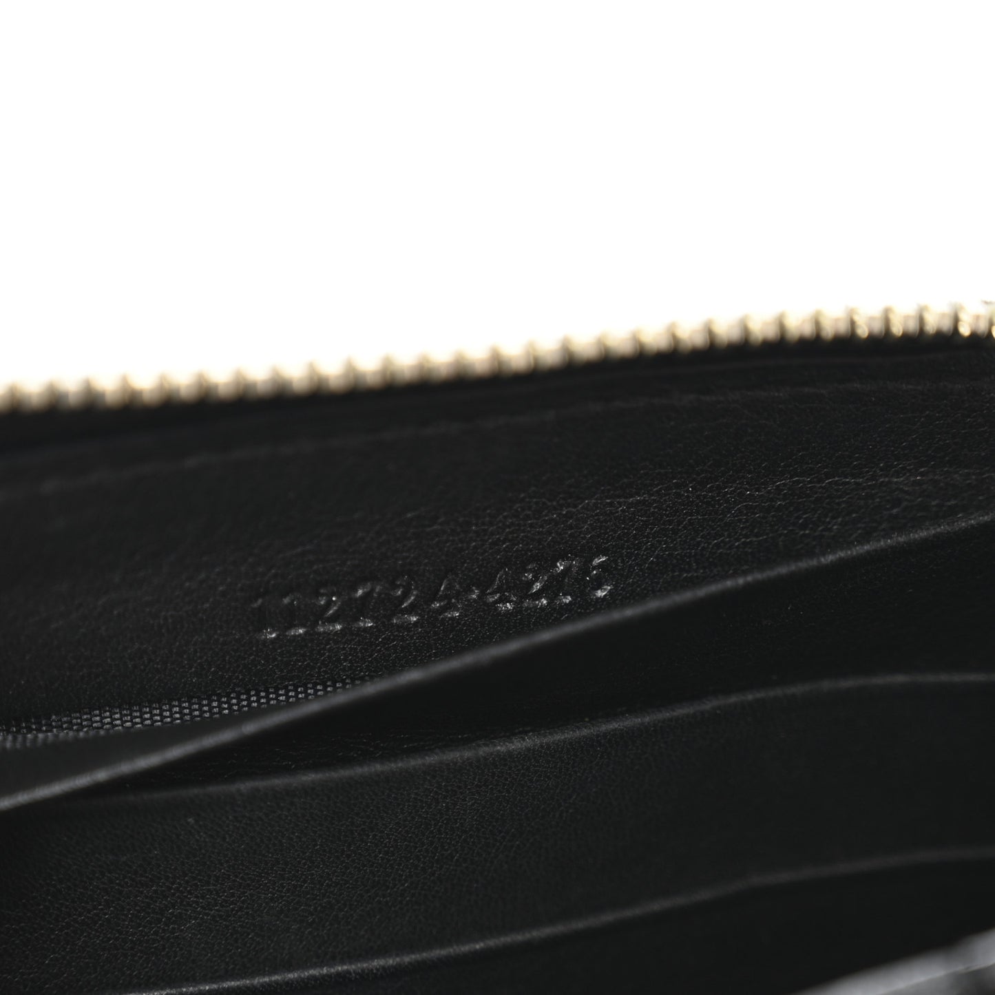 Guccissima Margaux Calfskin Metal Bar Zip Around Wallet Black