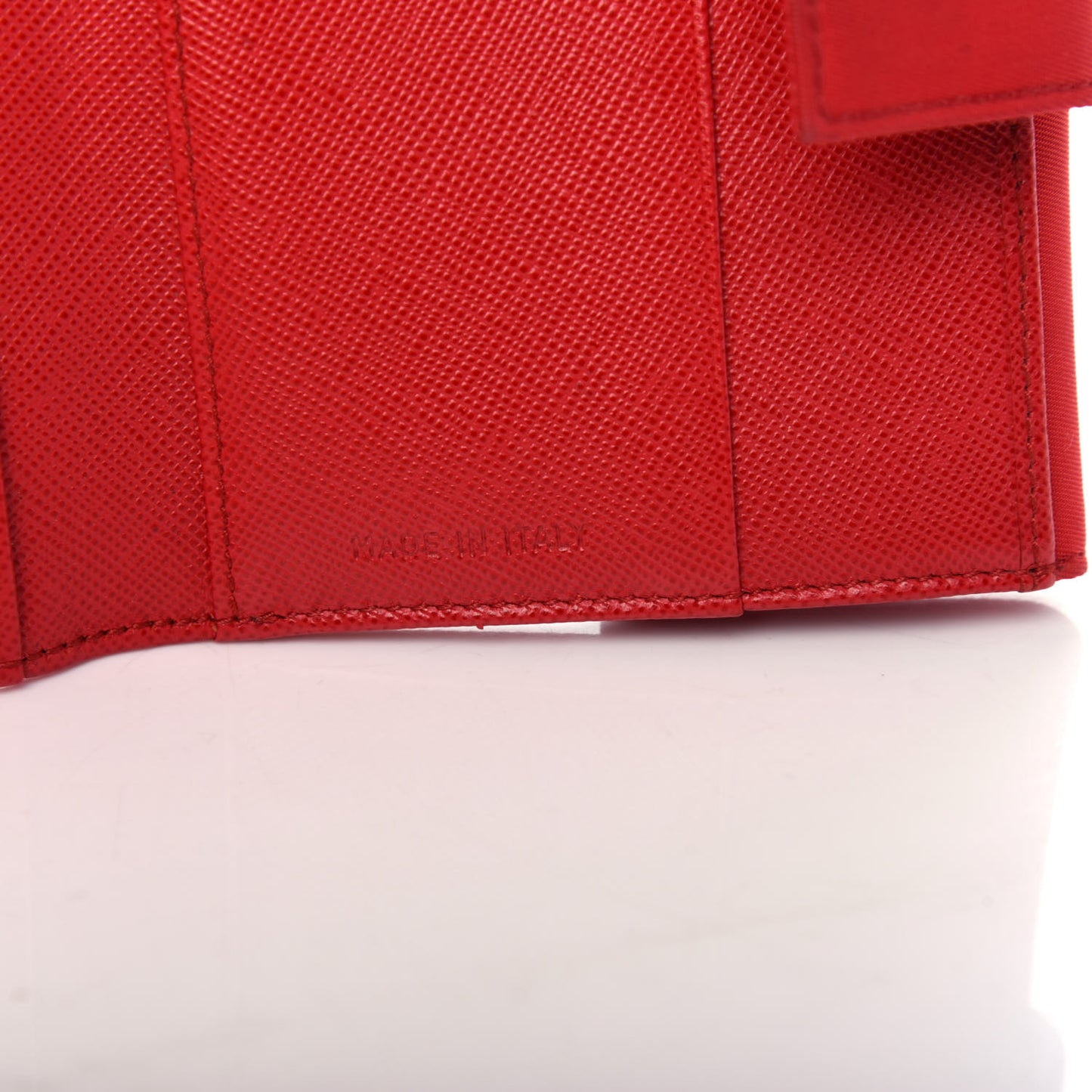 Tessuto Nylon Saffiano Medium Flap Bi-Fold Wallet Fuoco