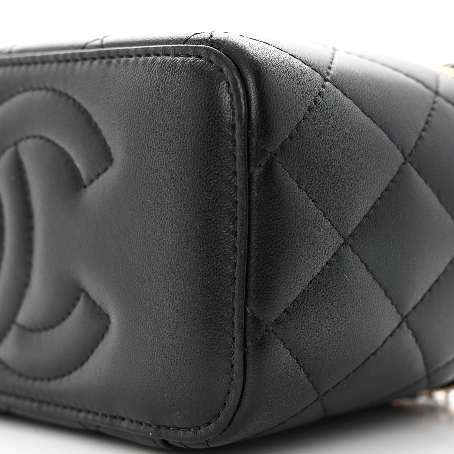 Chanel Lambskin Quilted Small Top Handle Vanity Case With Chain Black Lilac 10 of 13