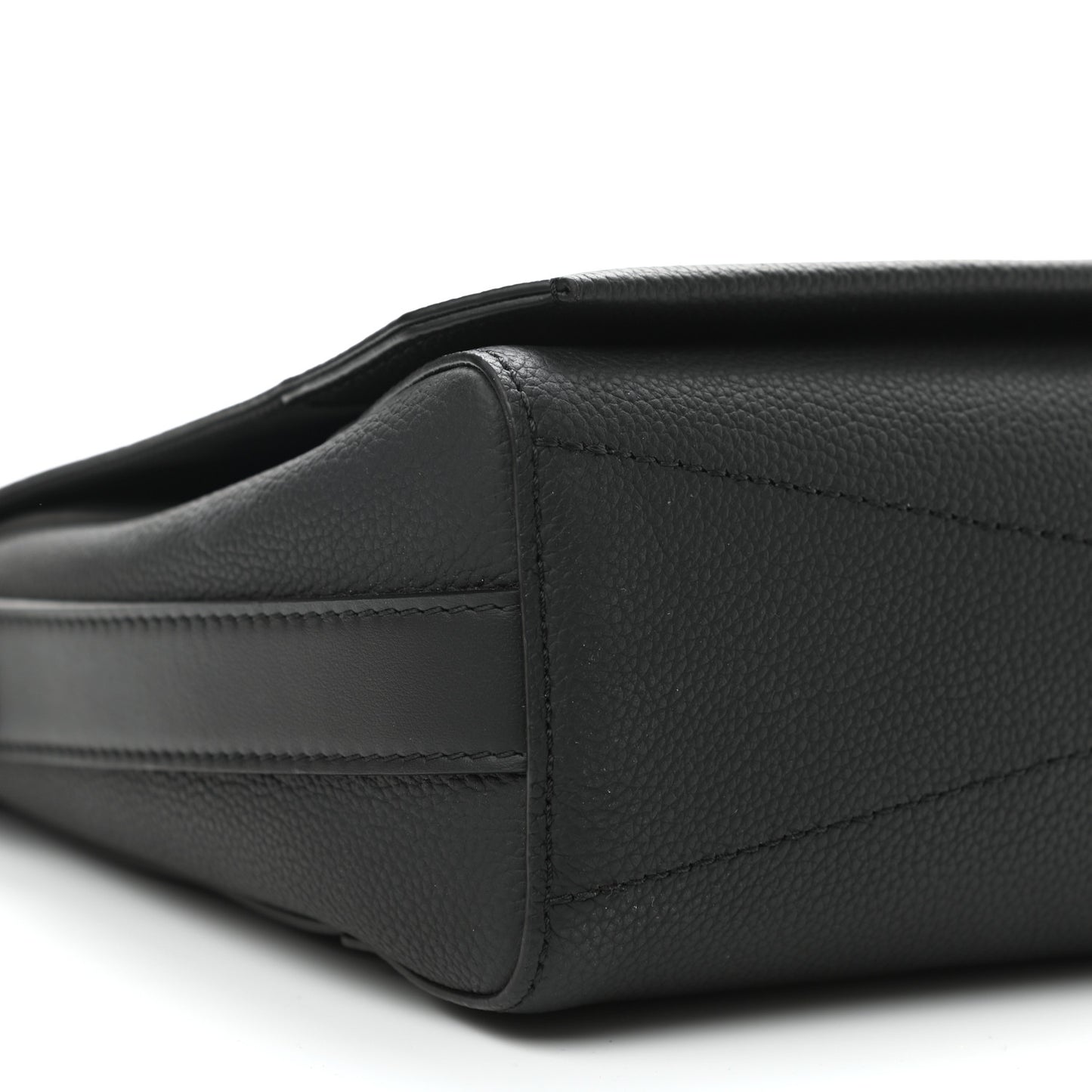 Calfskin Aerogram Messenger Black