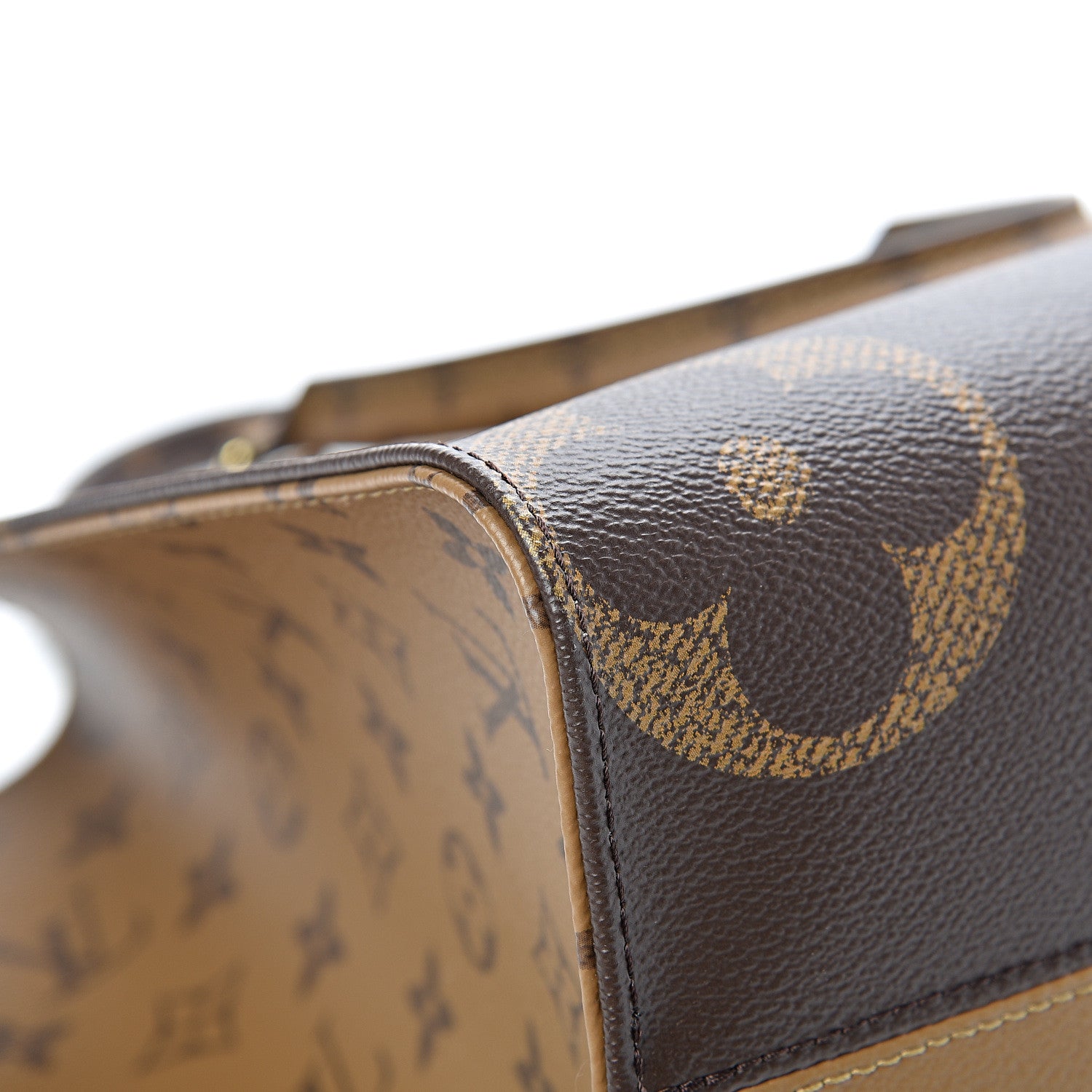 Louis Vuitton Reverse Monogram Giant Onthego MM 8 of 11