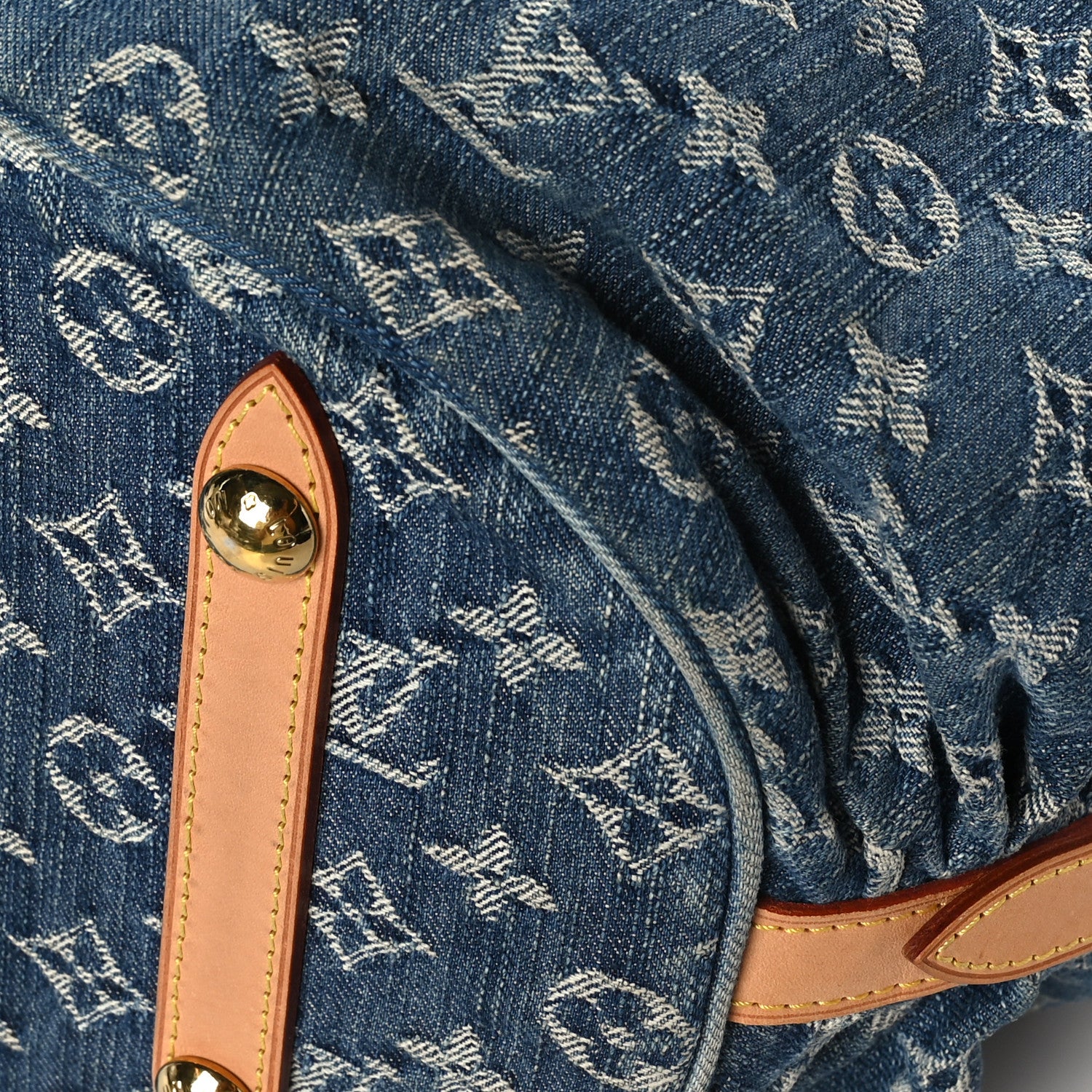 Louis Vuitton Denim Mahina XL Blue 8 of 10