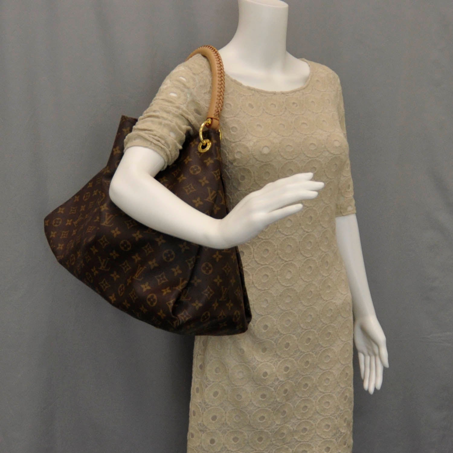Louis Vuitton Monogram Artsy GM 2 of 9
